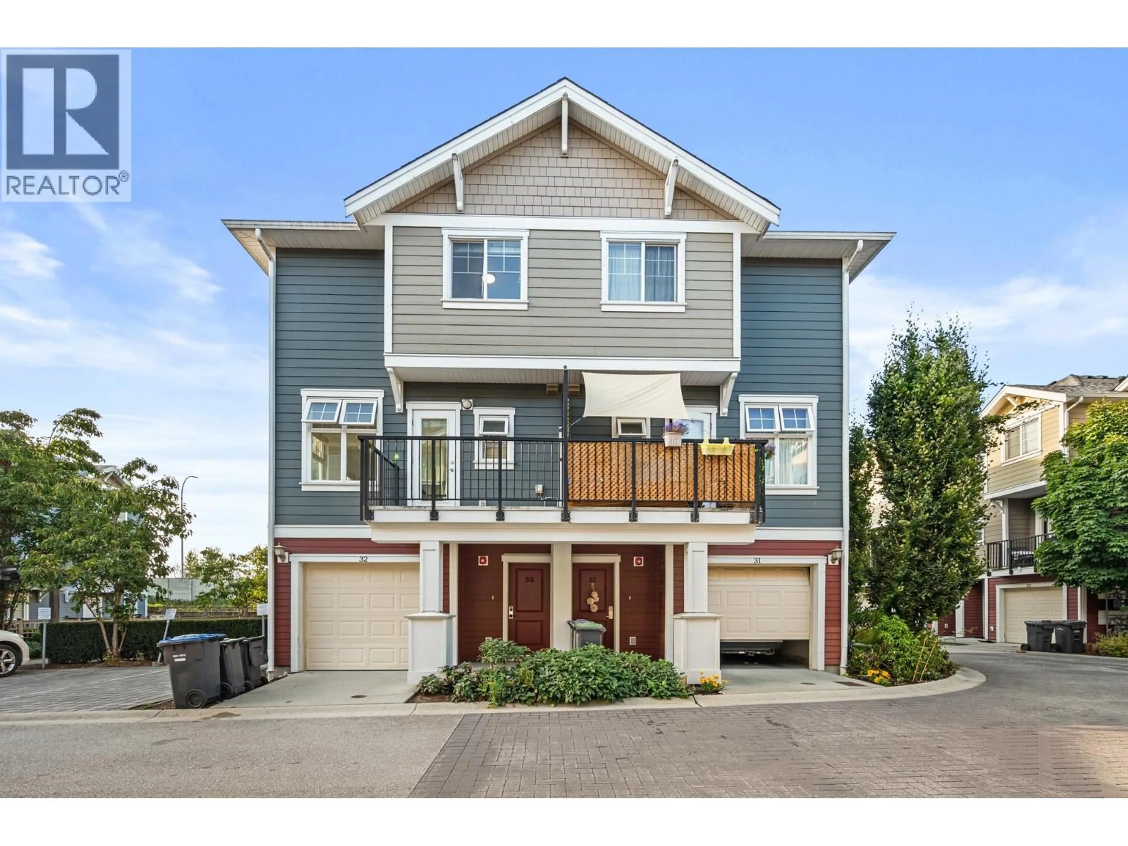 Home with vinyl exterior material, water/lake/river/ocean view for 32 - 1111 EWEN AVENUE, New Westminster British Columbia V3M5E3