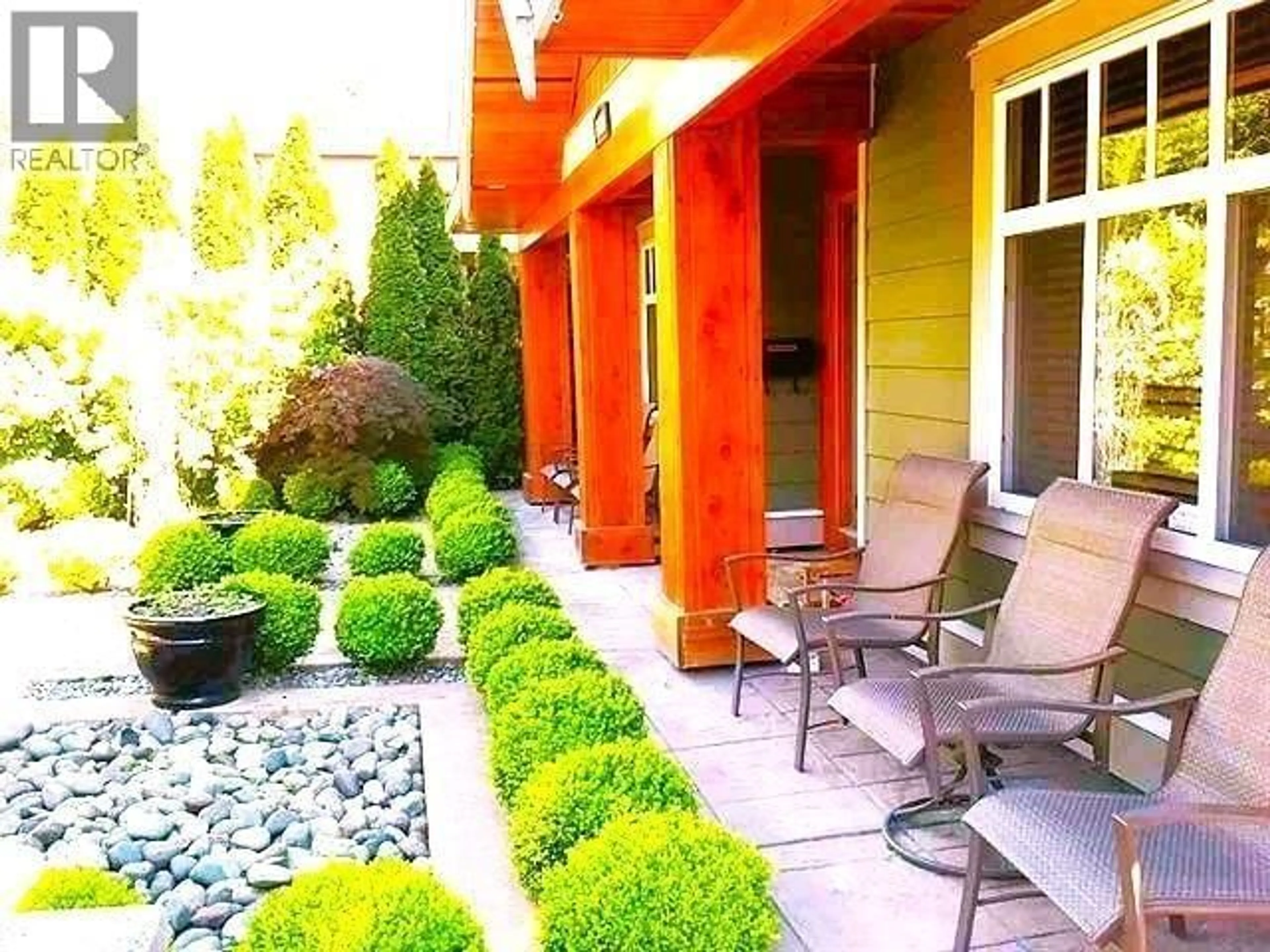 Patio, street for 6080 MARINE DRIVE, Burnaby British Columbia V3N2X9