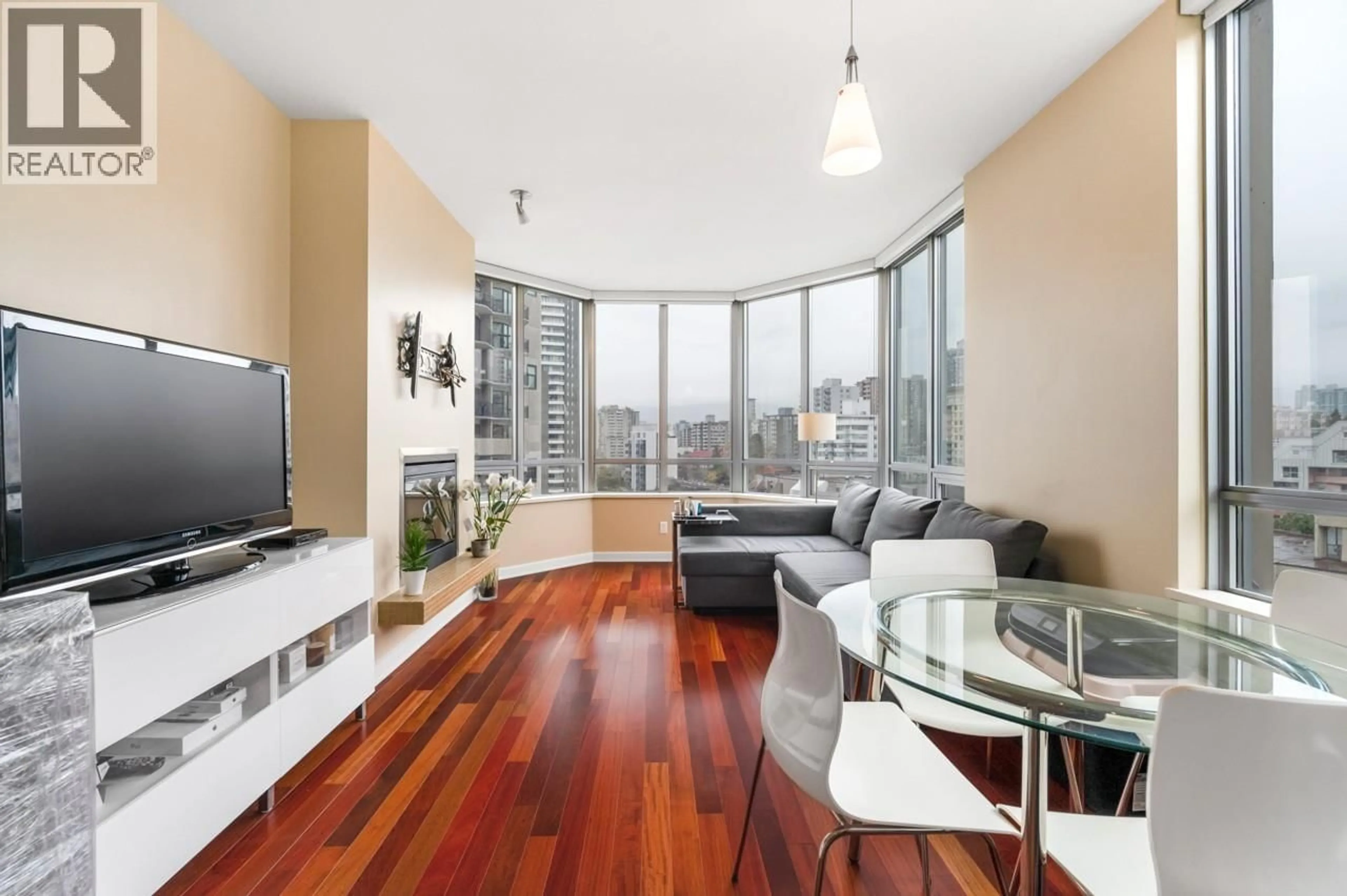 Living room with furniture, wood/laminate floor for 1206 - 1005 BEACH AVENUE, Vancouver British Columbia V6E3W2
