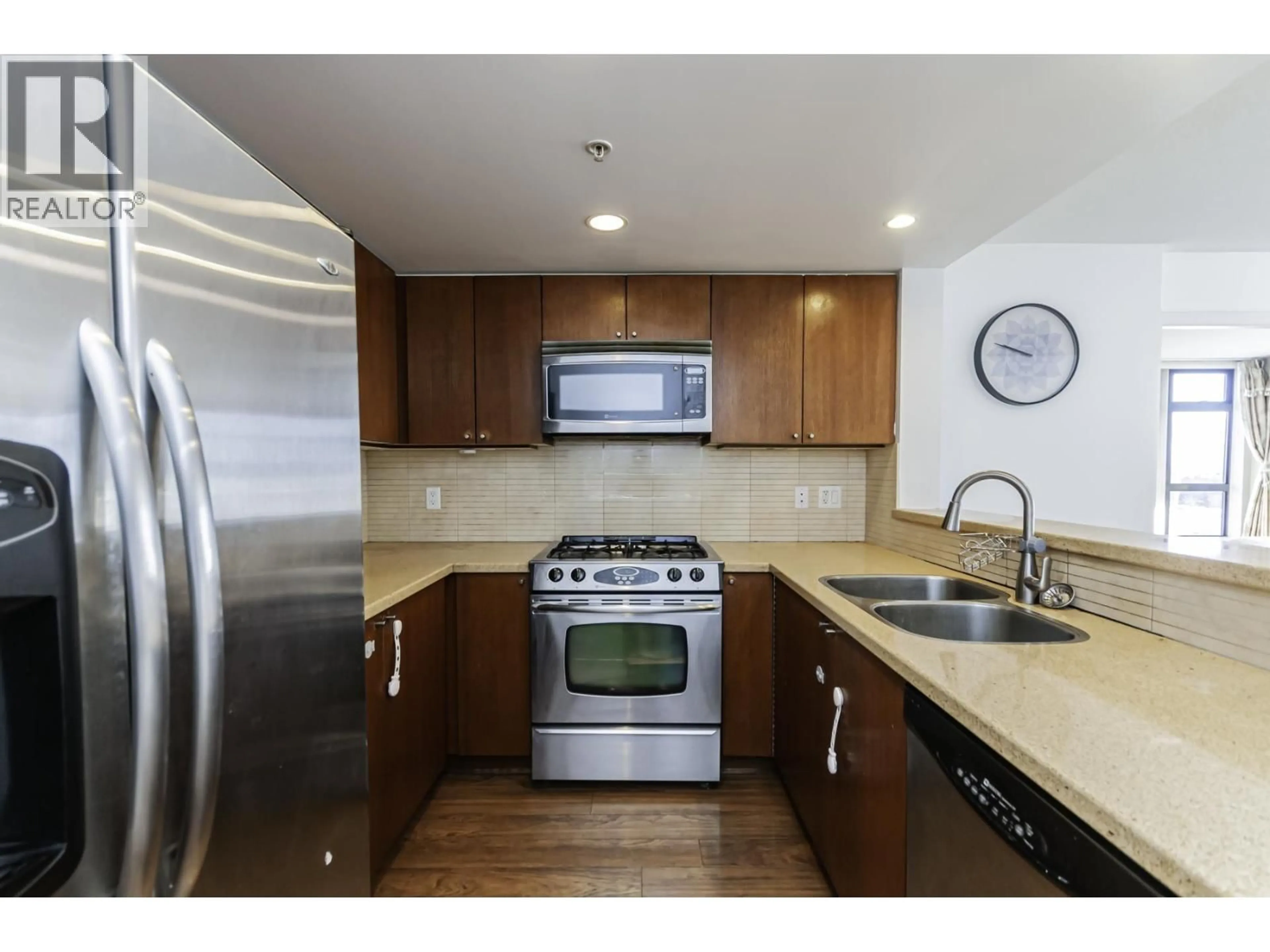 Standard kitchen, unknown for 1001 - 8160 LANSDOWNE ROAD, Richmond British Columbia V6X0A9