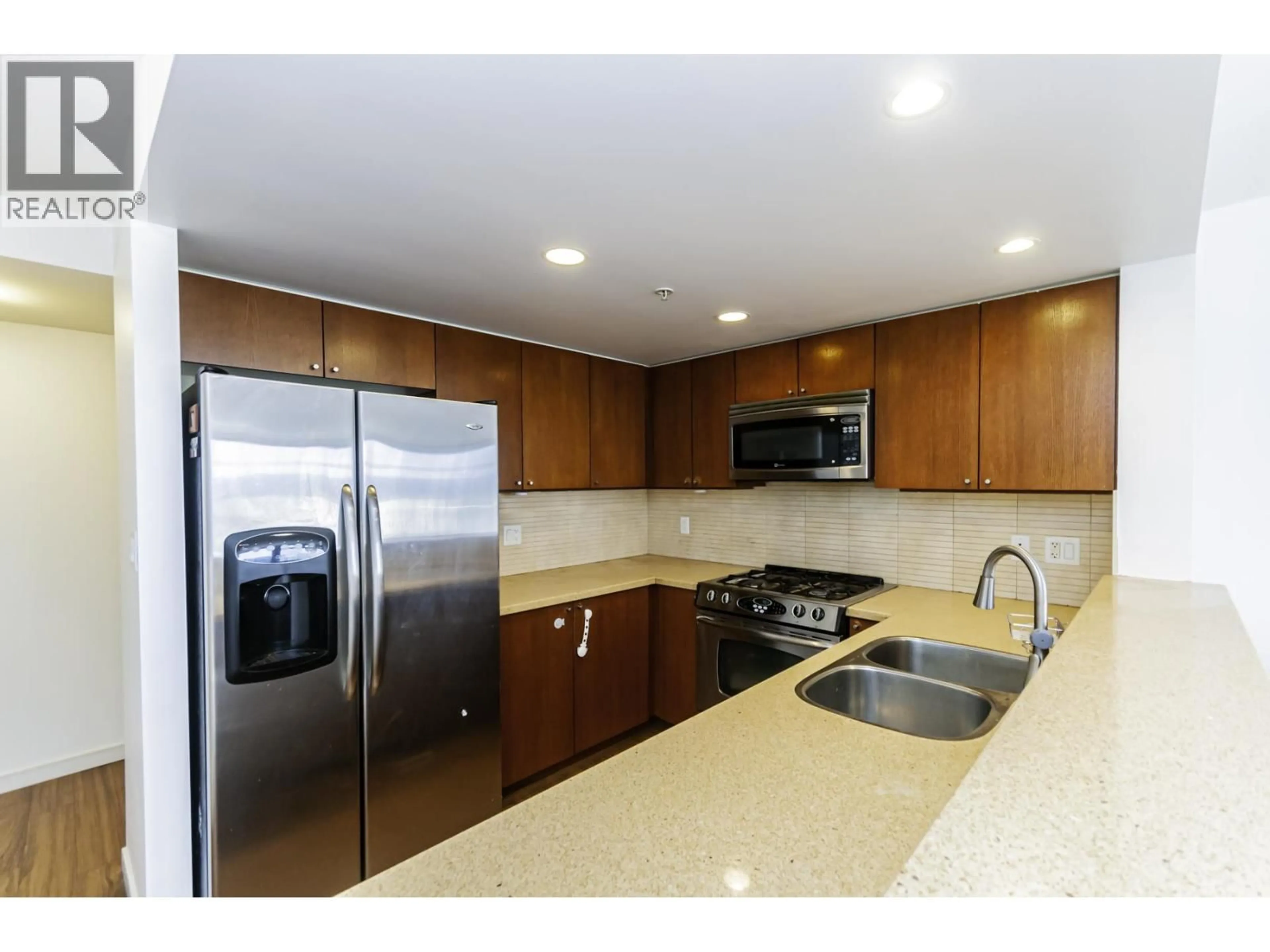 Standard kitchen, ceramic/tile floor for 1001 - 8160 LANSDOWNE ROAD, Richmond British Columbia V6X0A9