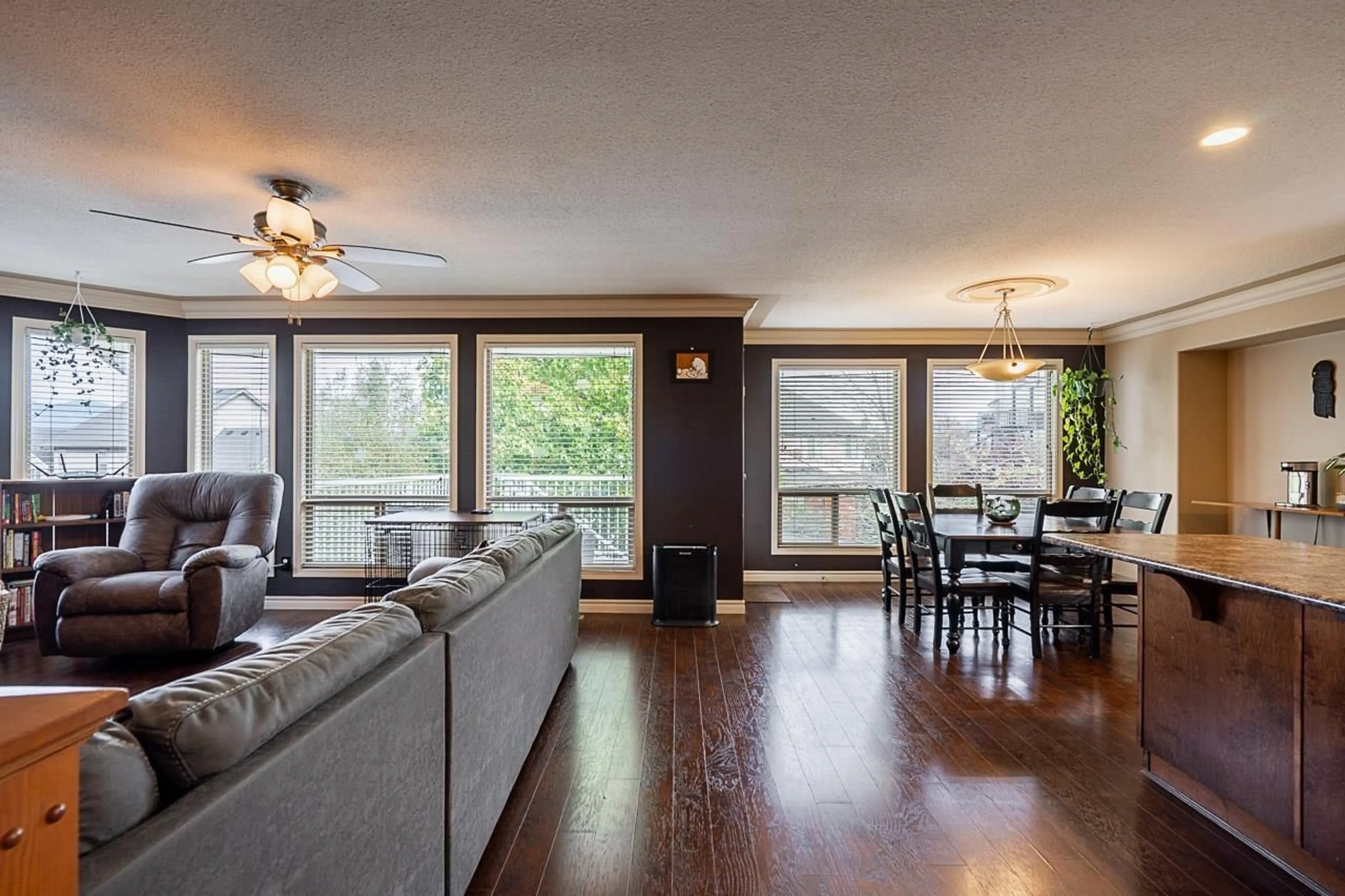Living room with furniture, wood/laminate floor for 50905 FORD CREEK PLACE, Chilliwack British Columbia V4Z1K5