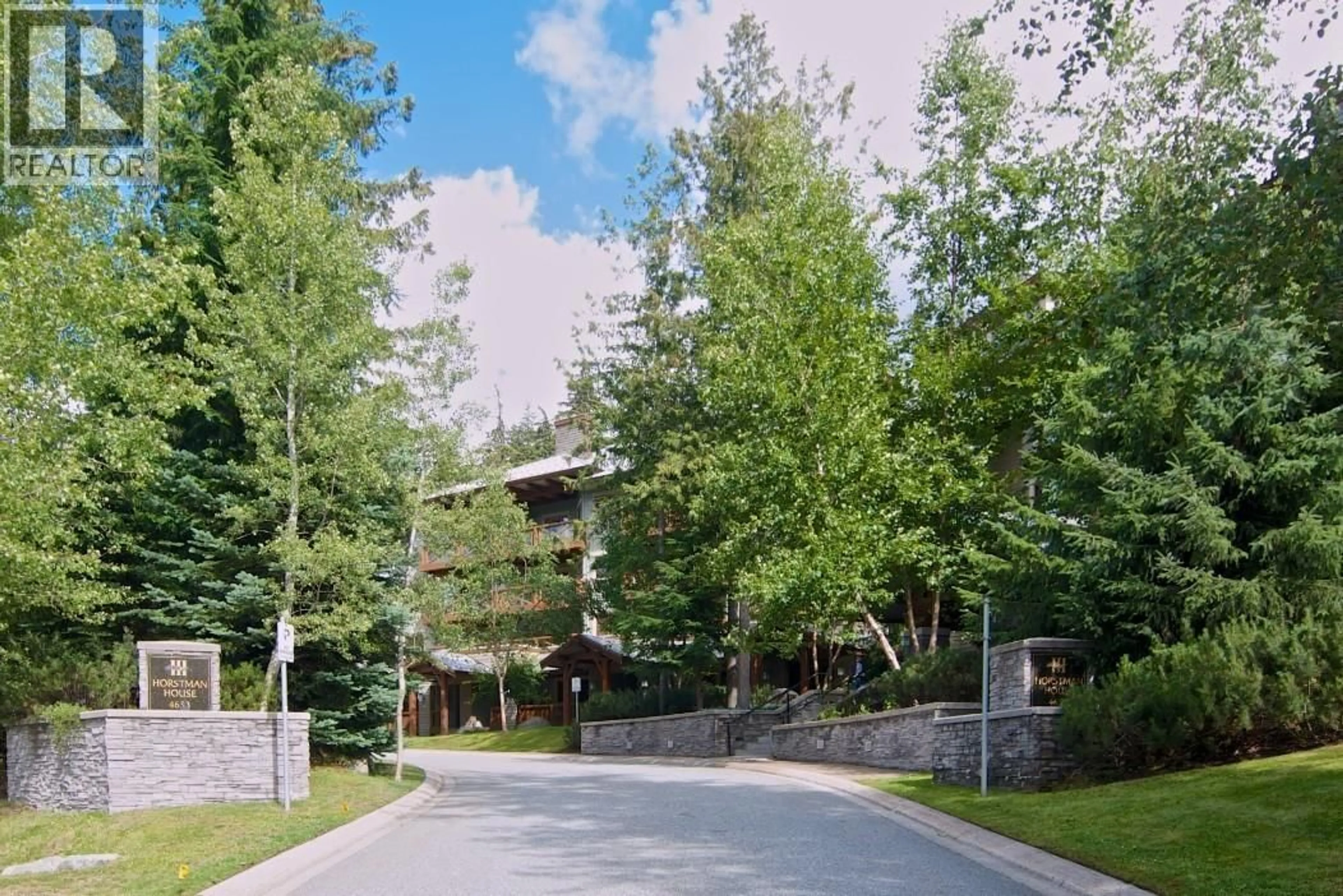 Patio, unknown for 405 G4 - 4653 BLACKCOMB WAY, Whistler British Columbia V8E0Y9