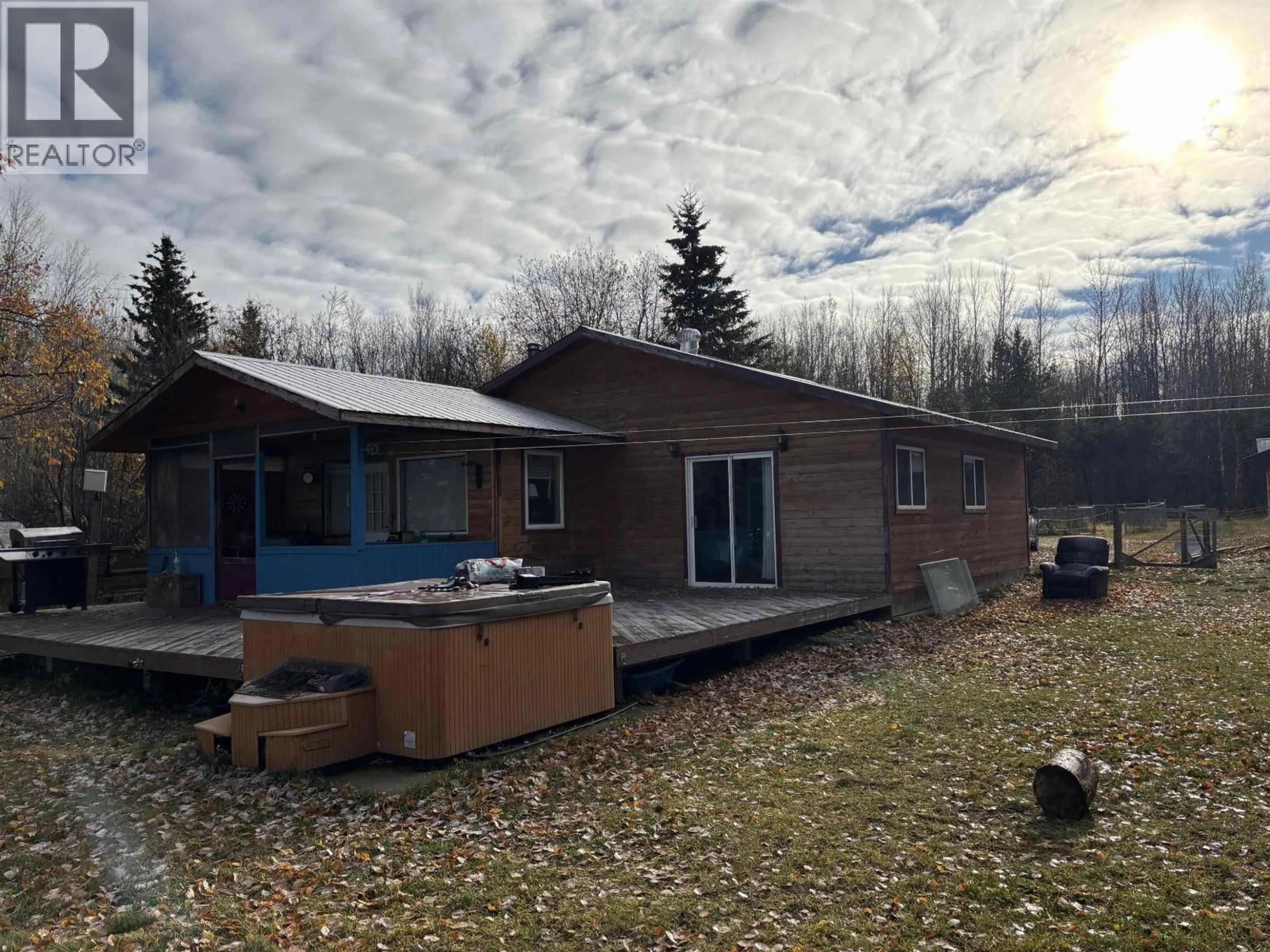 A pic from outside/outdoor area/front of a property/back of a property/a pic from drone, building for 7054 YORK DRIVE, Vanderhoof British Columbia V0J3A2