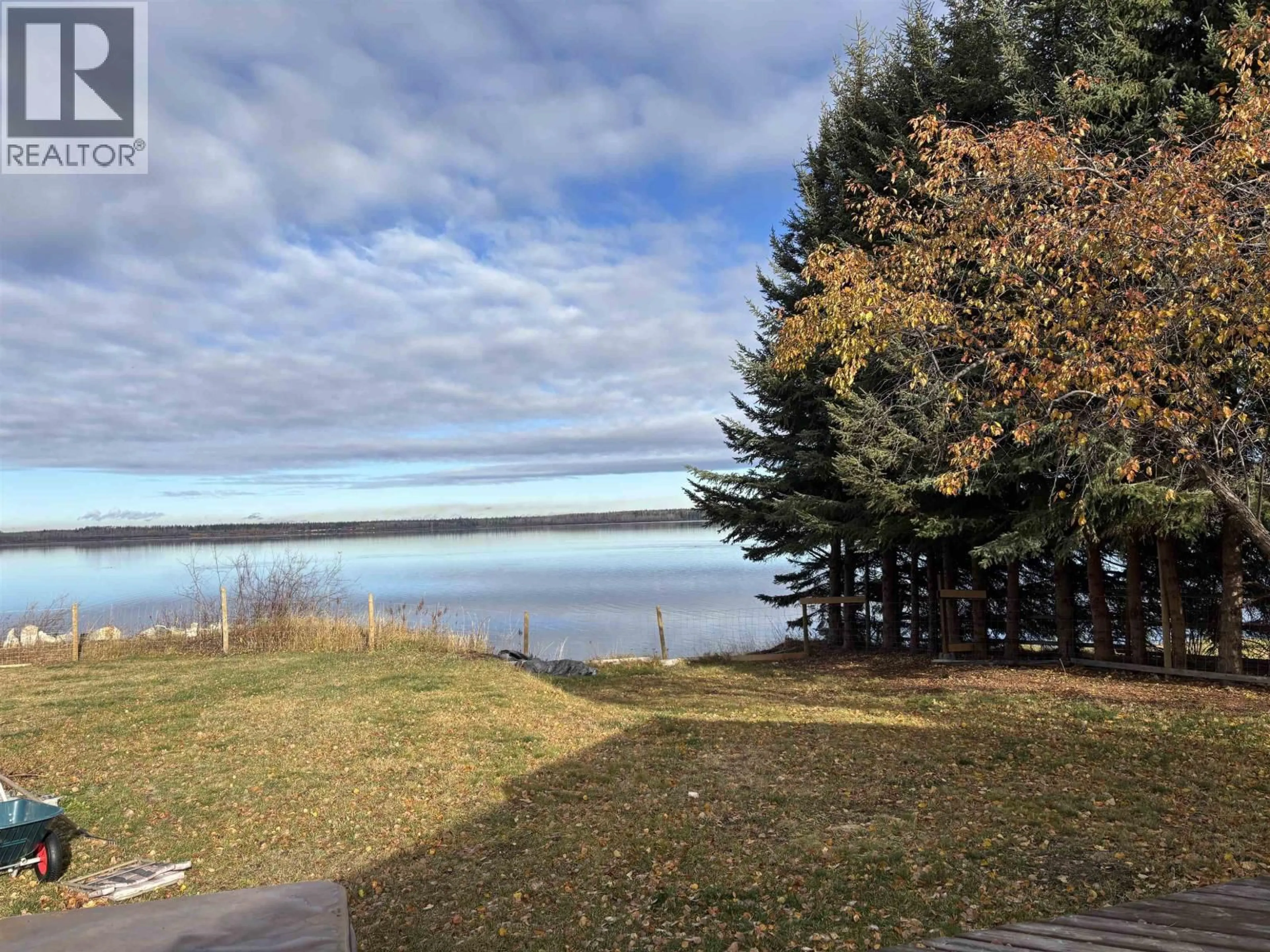 A pic from outside/outdoor area/front of a property/back of a property/a pic from drone, water/lake/river/ocean view for 7054 YORK DRIVE, Vanderhoof British Columbia V0J3A2