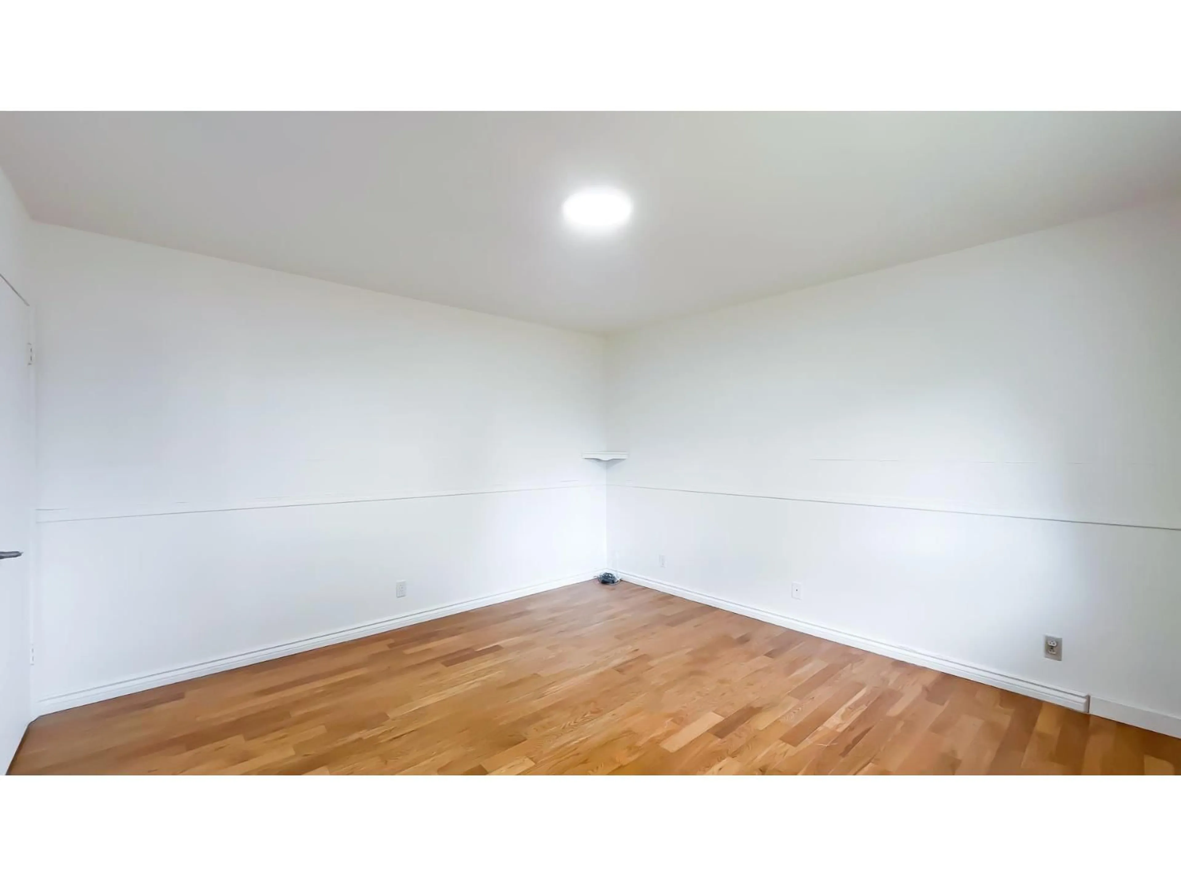 A pic of a room for 10872 145A, Surrey British Columbia V3R3S3