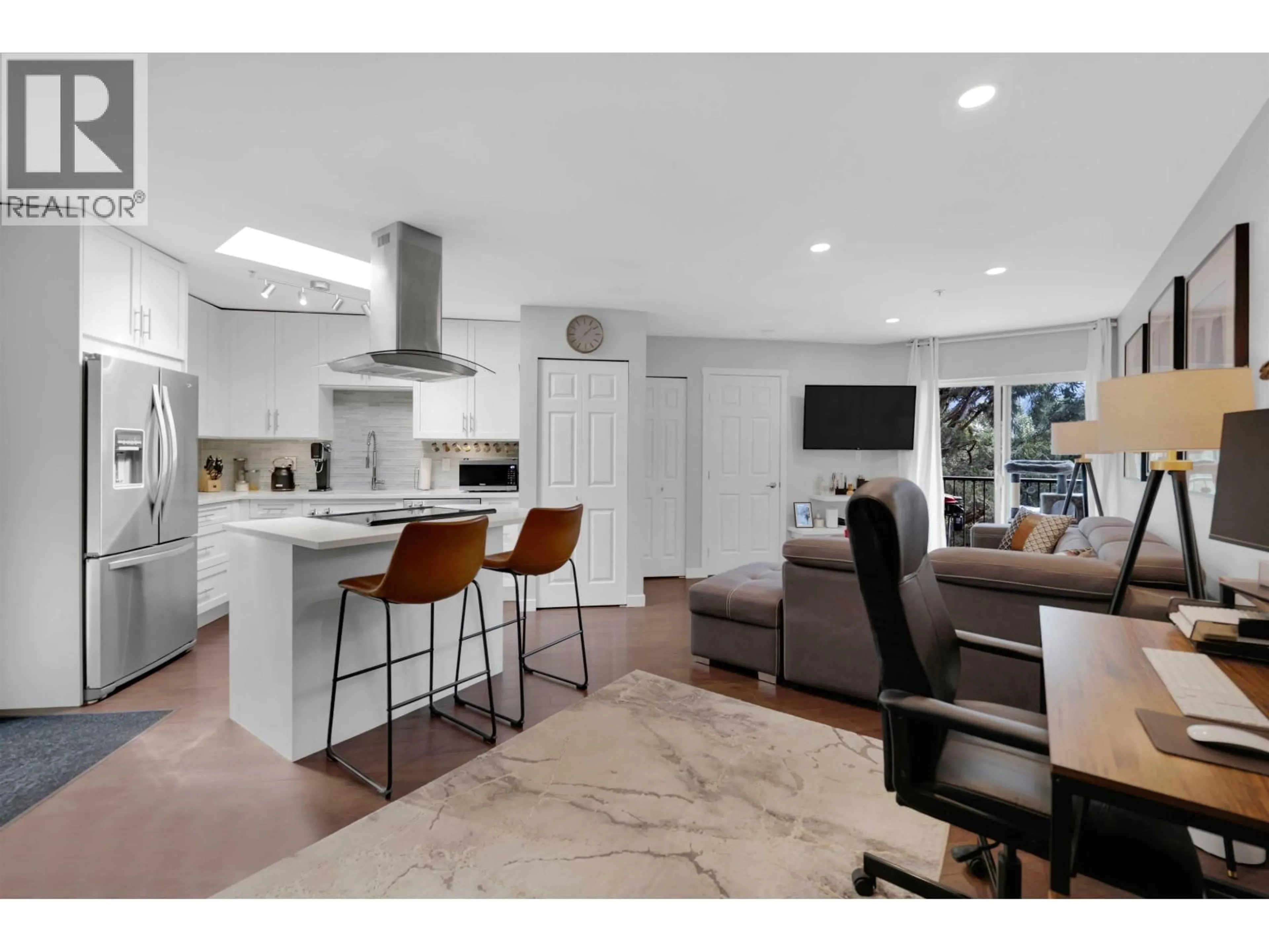 Open concept kitchen, unknown for B309 - 40120 WILLOW CRESCENT, Squamish British Columbia V8B0L7