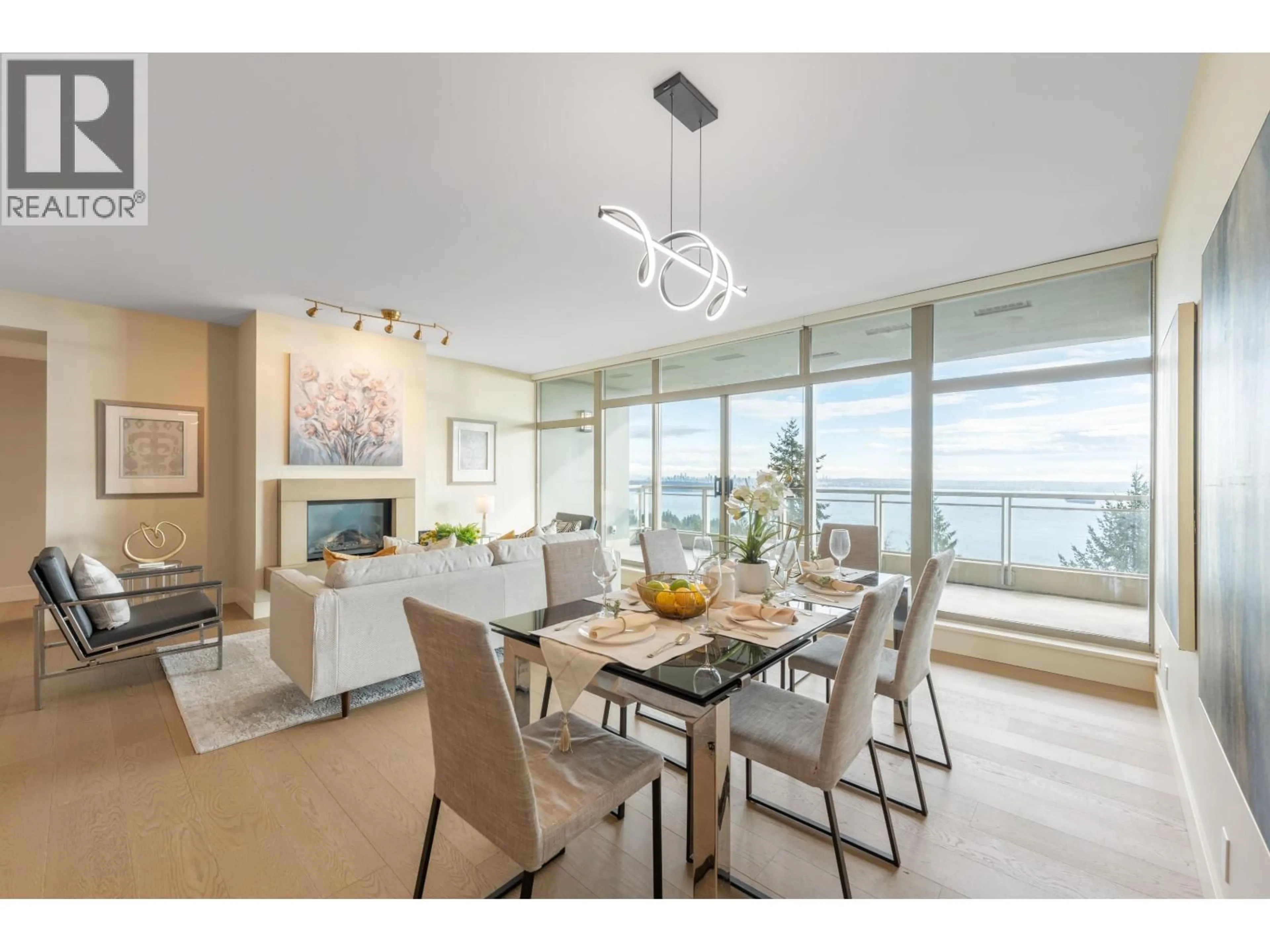 Dining room, unknown for 1002 - 3335 CYPRESS PLACE, West Vancouver British Columbia V7S3J8