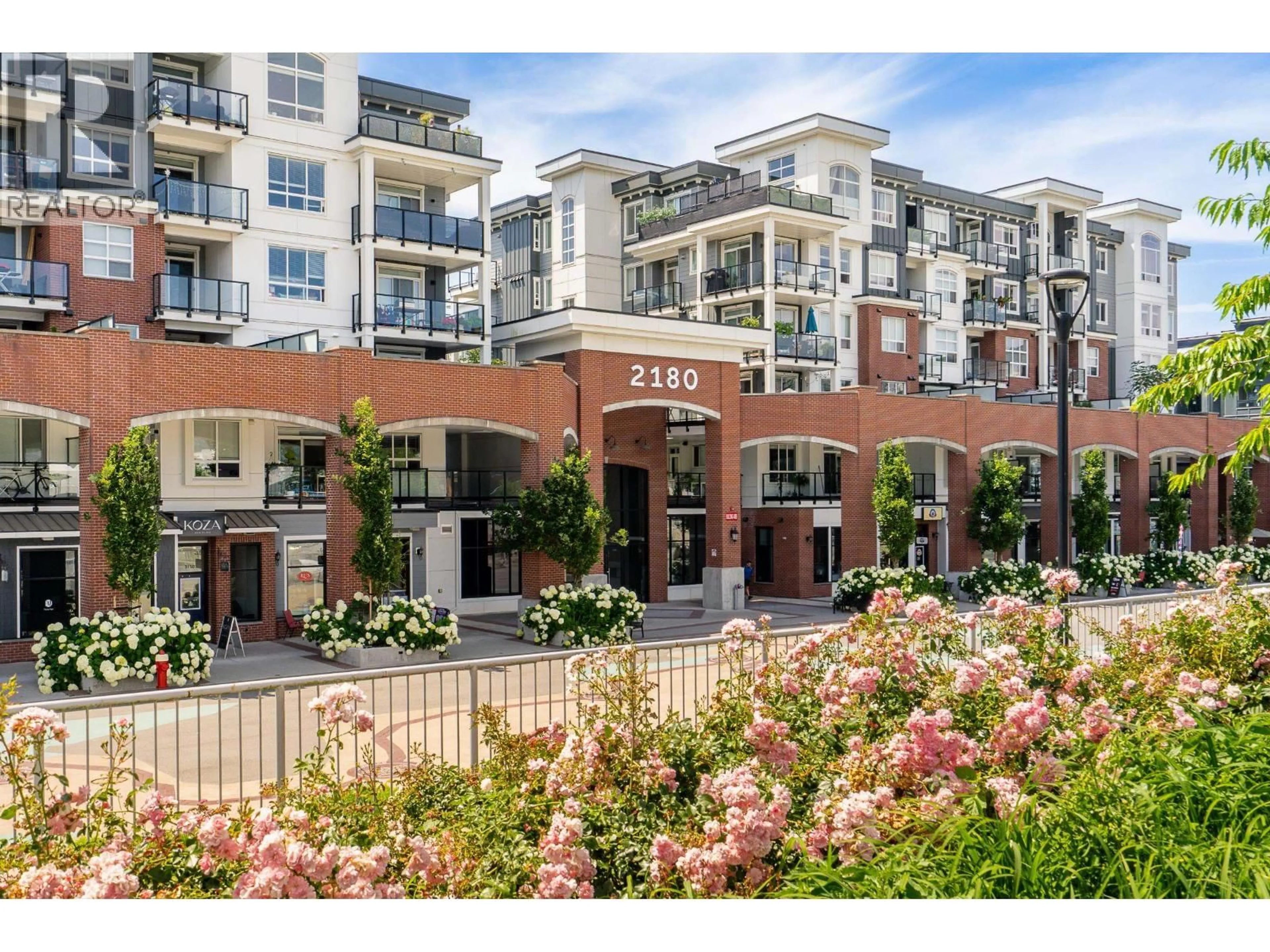 Patio, street for 3223 - 2180 KELLY AVENUE, Port Coquitlam British Columbia V3C0S4