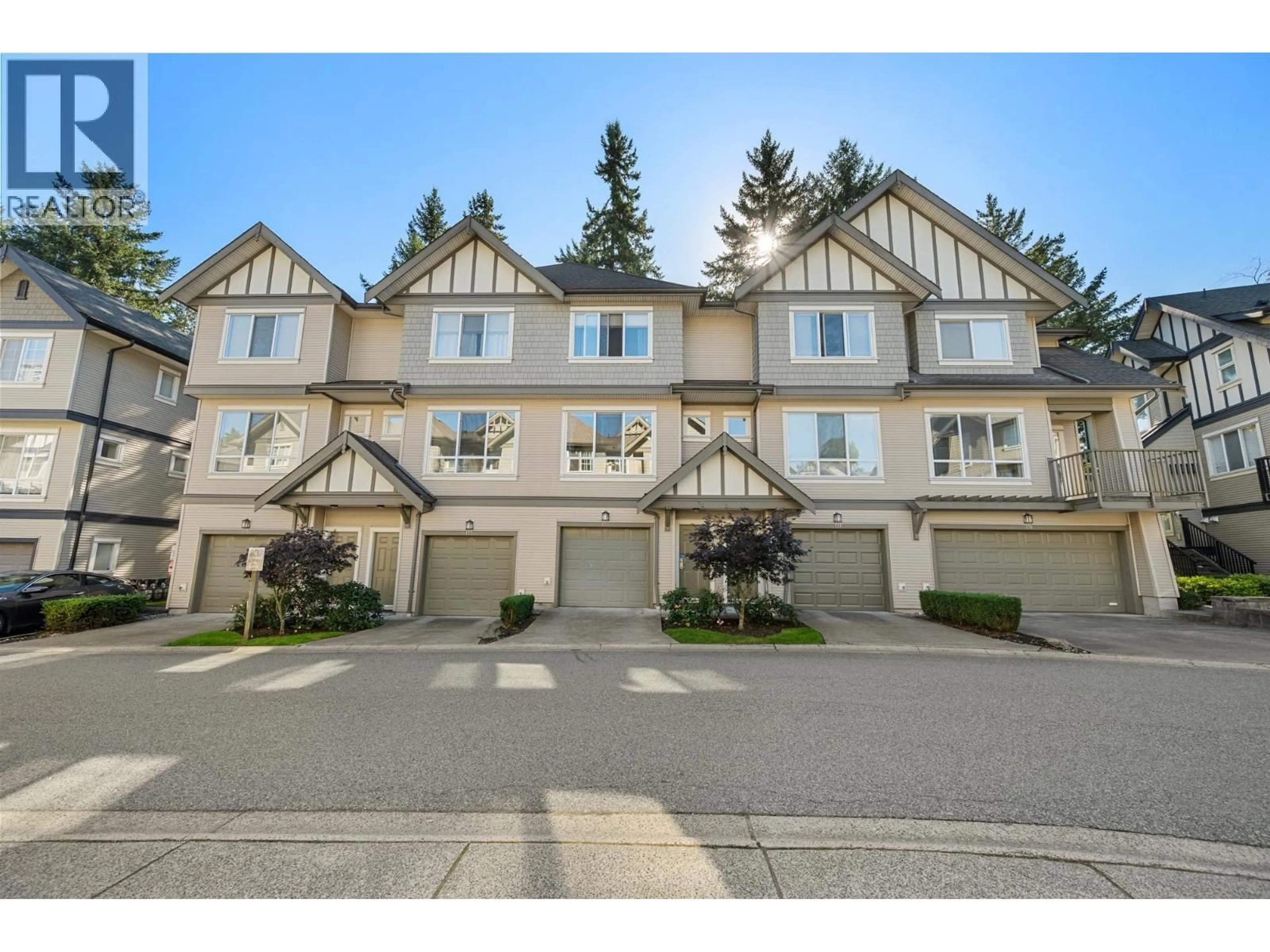 A pic from outside/outdoor area/front of a property/back of a property/a pic from drone, street for 172 - 9133 GOVERNMENT STREET, Burnaby British Columbia V3N0B1