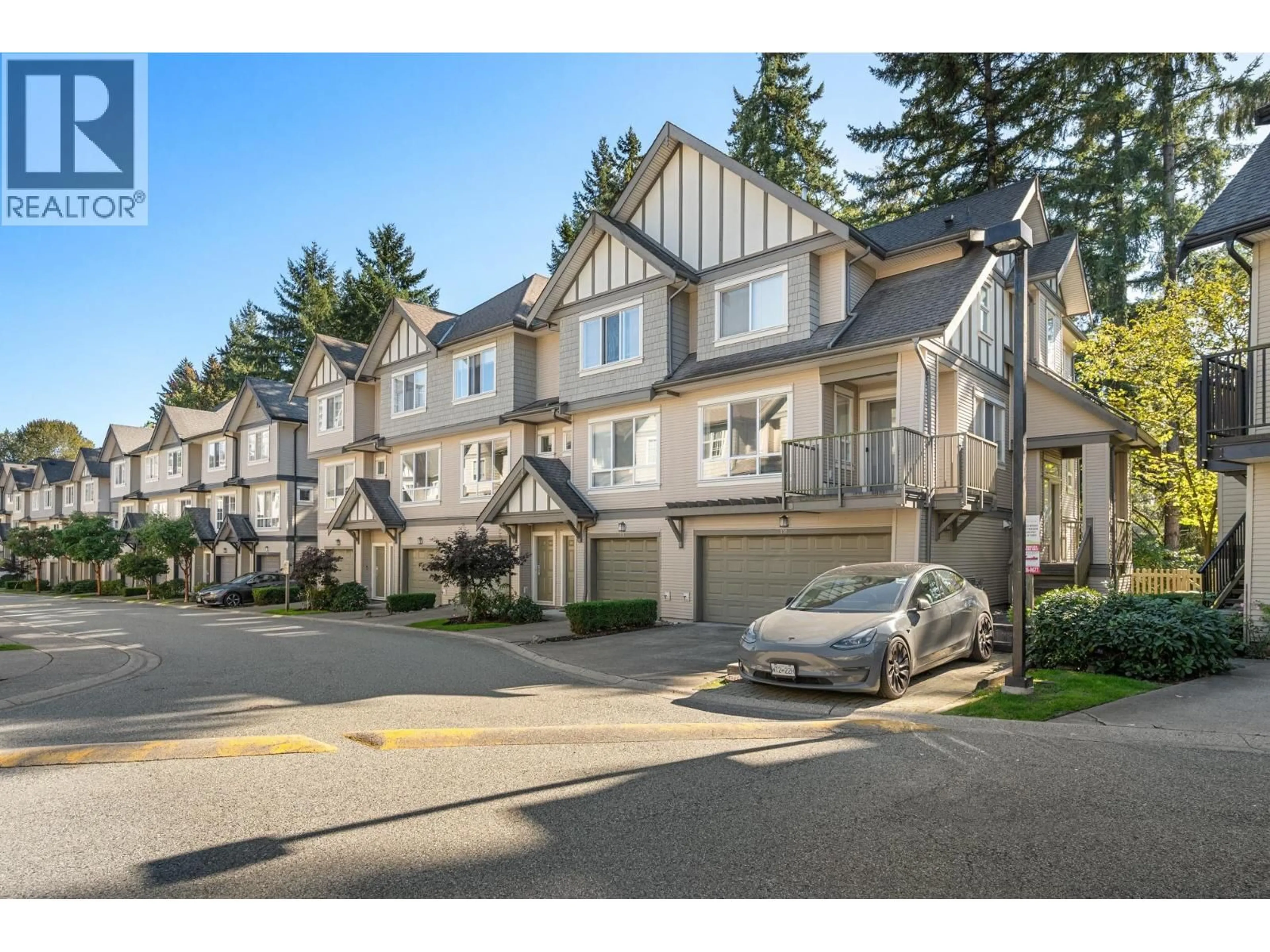 A pic from outside/outdoor area/front of a property/back of a property/a pic from drone, street for 172 - 9133 GOVERNMENT STREET, Burnaby British Columbia V3N0B1