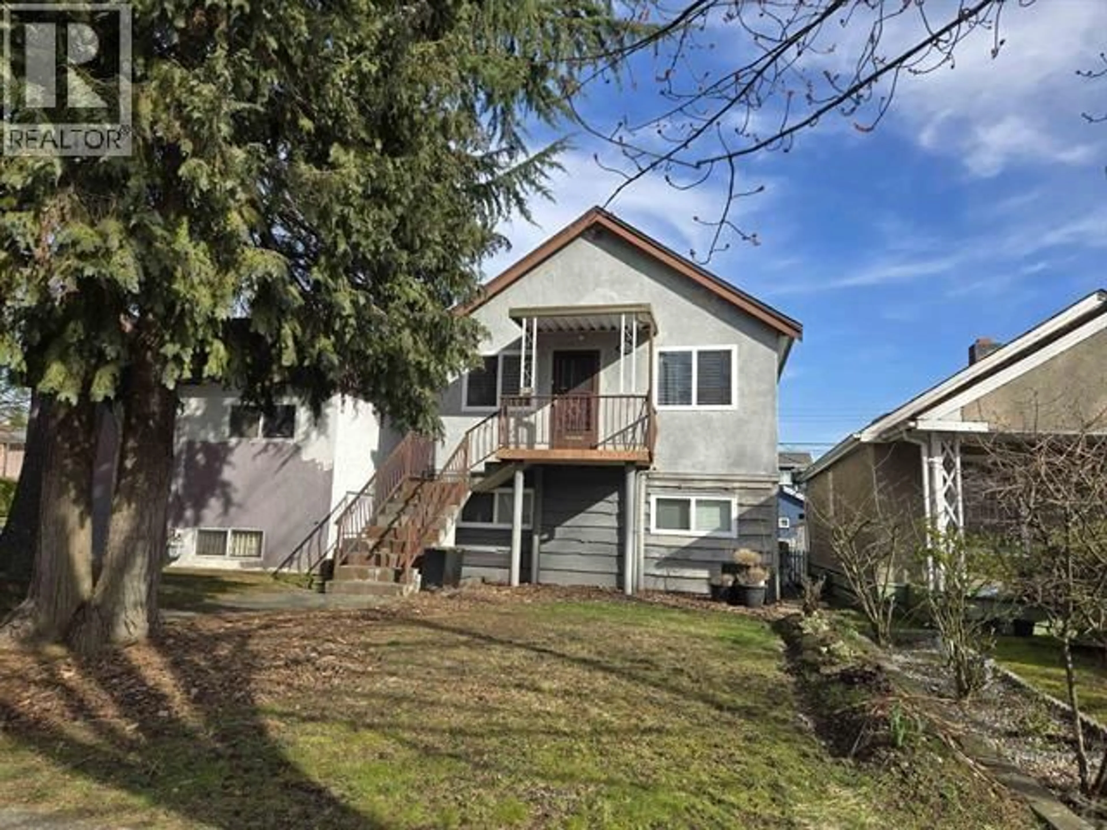 Unknown for 2120 NANAIMO STREET, Vancouver British Columbia V5N5C7