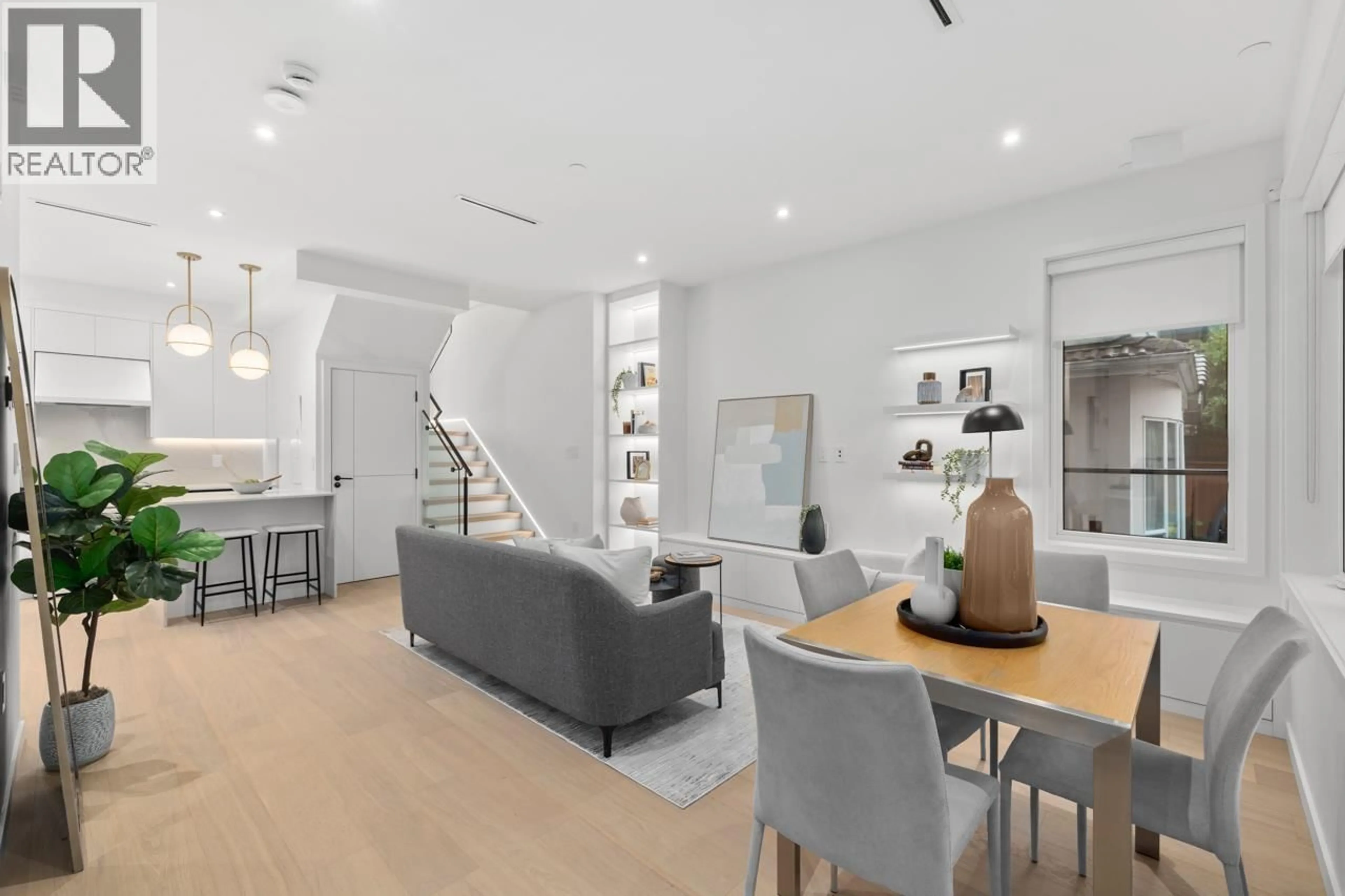 Unknown for 683 18TH AVENUE, Vancouver British Columbia V5Z1V9