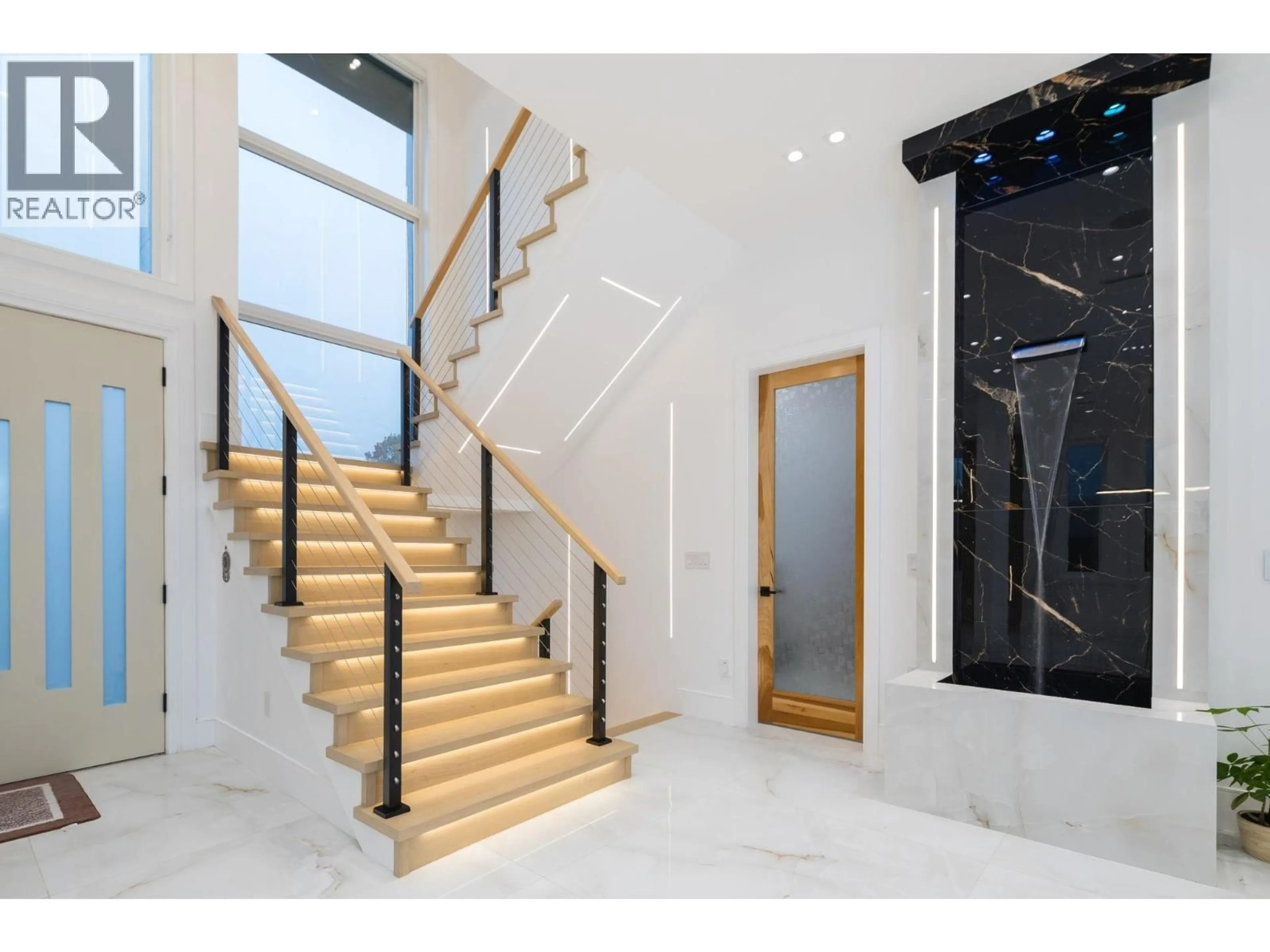 Unknown for 5385 SHELBY COURT, Burnaby British Columbia V5G1V3