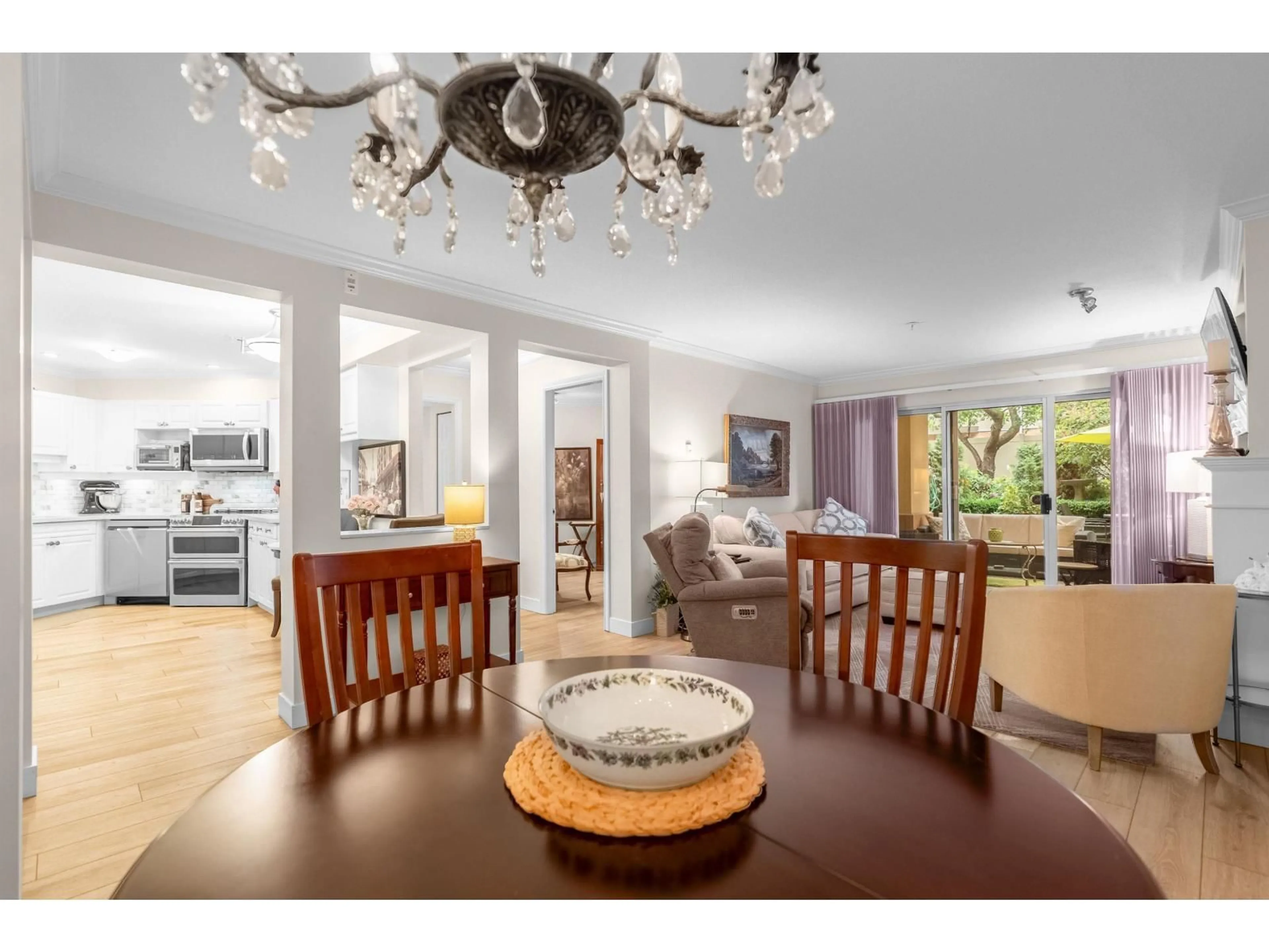 Dining room, unknown for 103 - 15155 22, Surrey British Columbia V4A9T4