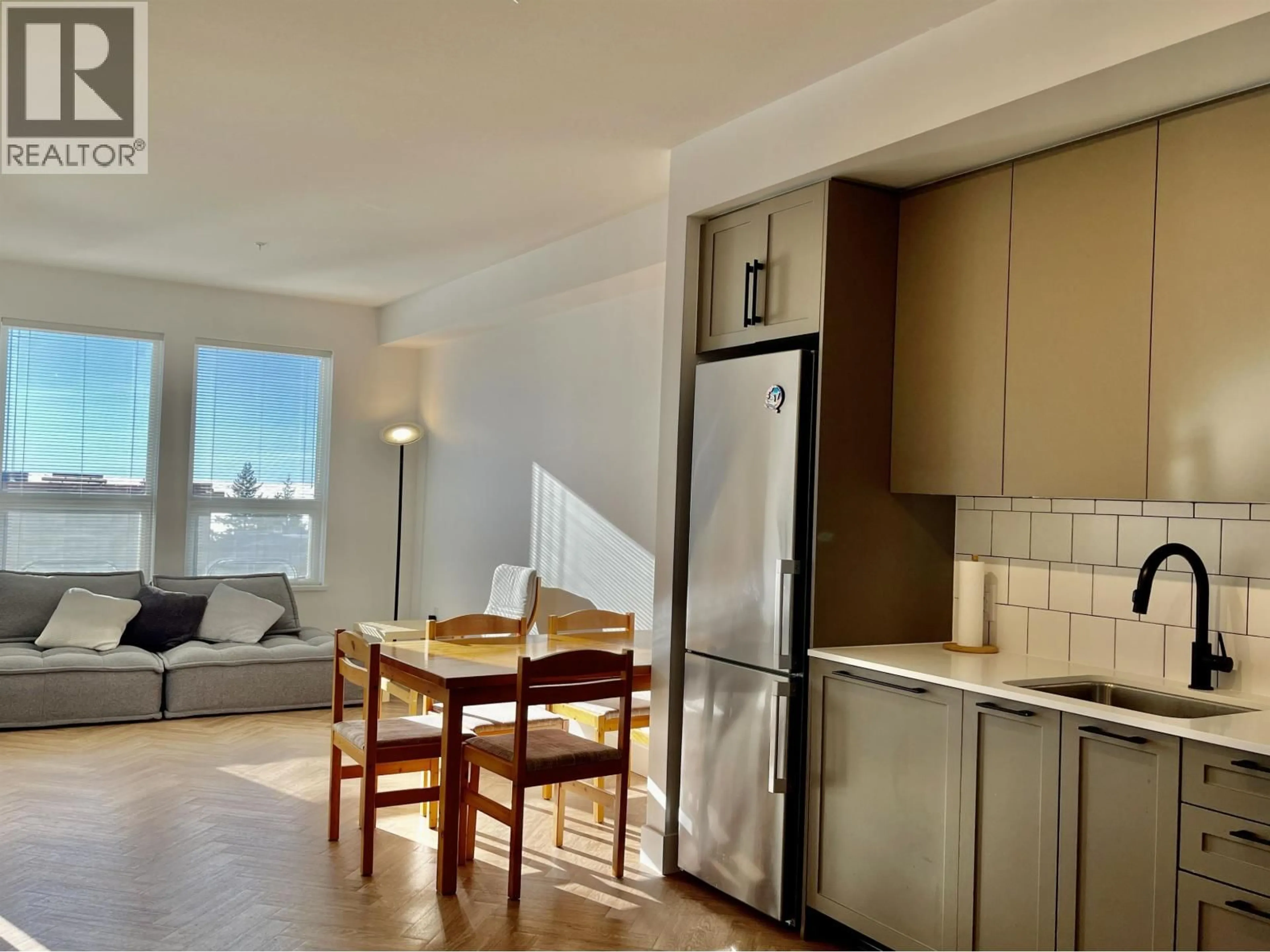 Unknown for 309 - 9228 SLOPES MEWS, Burnaby British Columbia V5A0E9