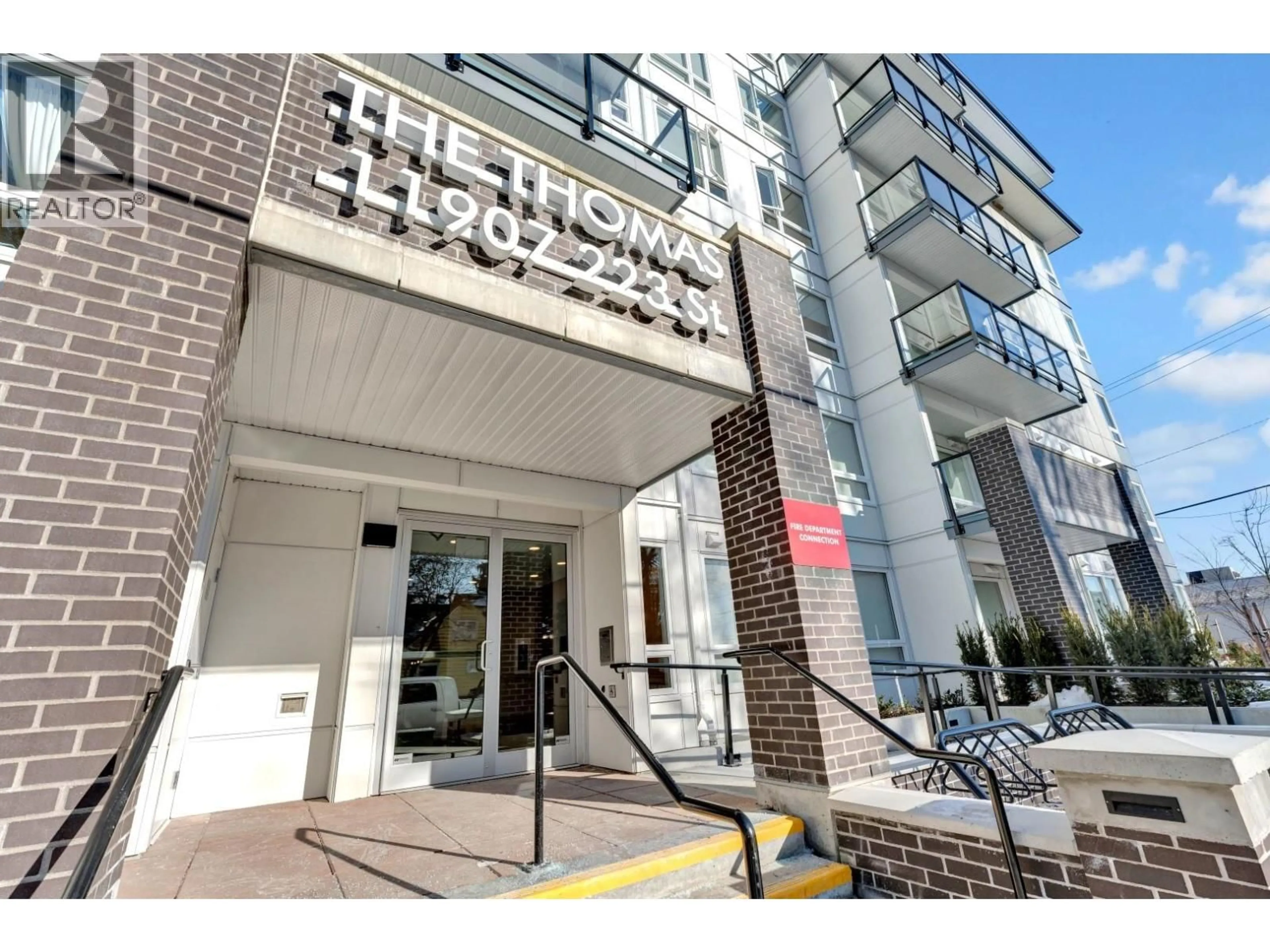 Indoor foyer for 610 - 11907 223 STREET, Maple Ridge British Columbia V2X4P9