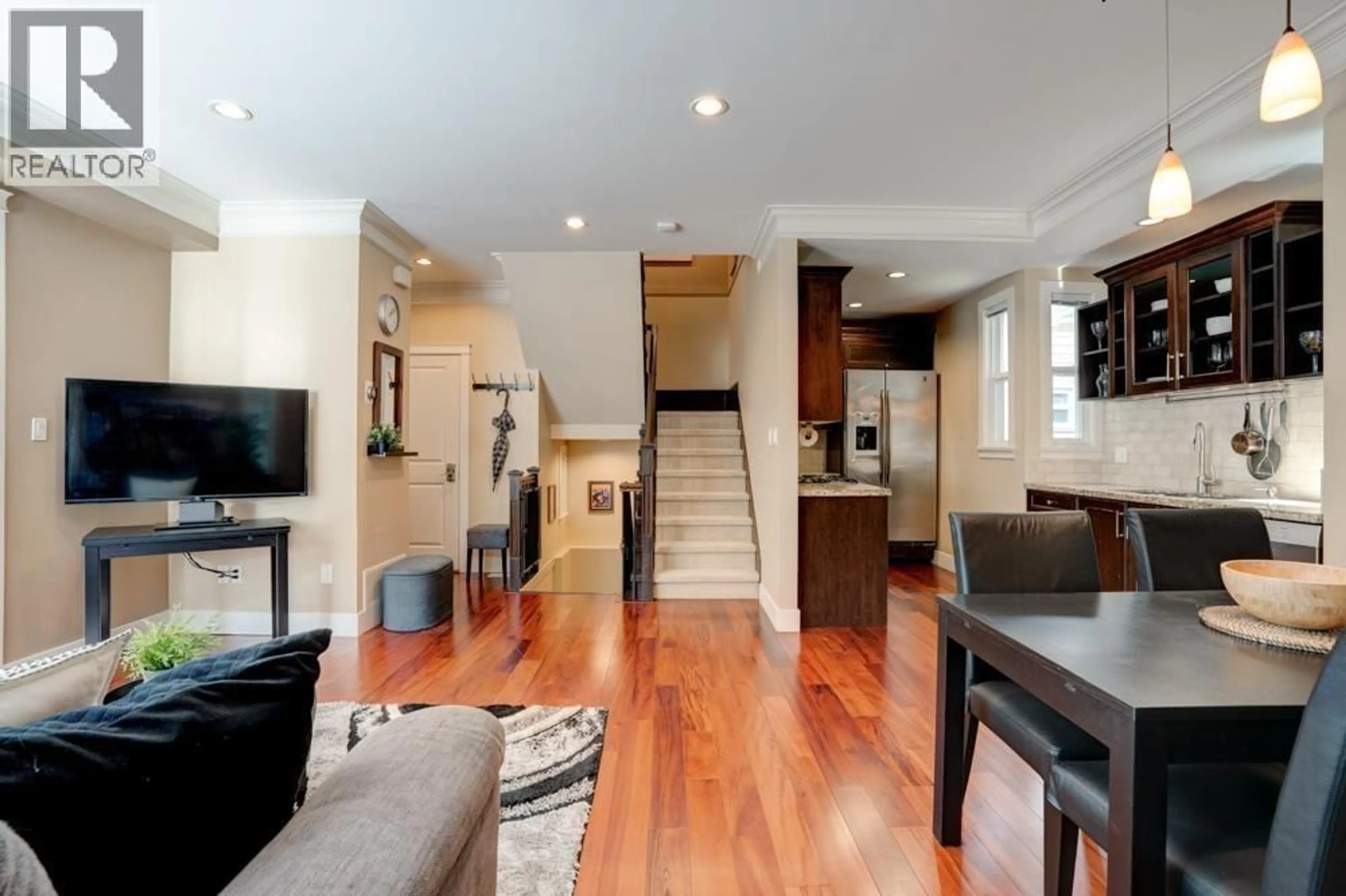 Unknown for 1626 ST. ANDREWS AVENUE, North Vancouver British Columbia V7L3L6