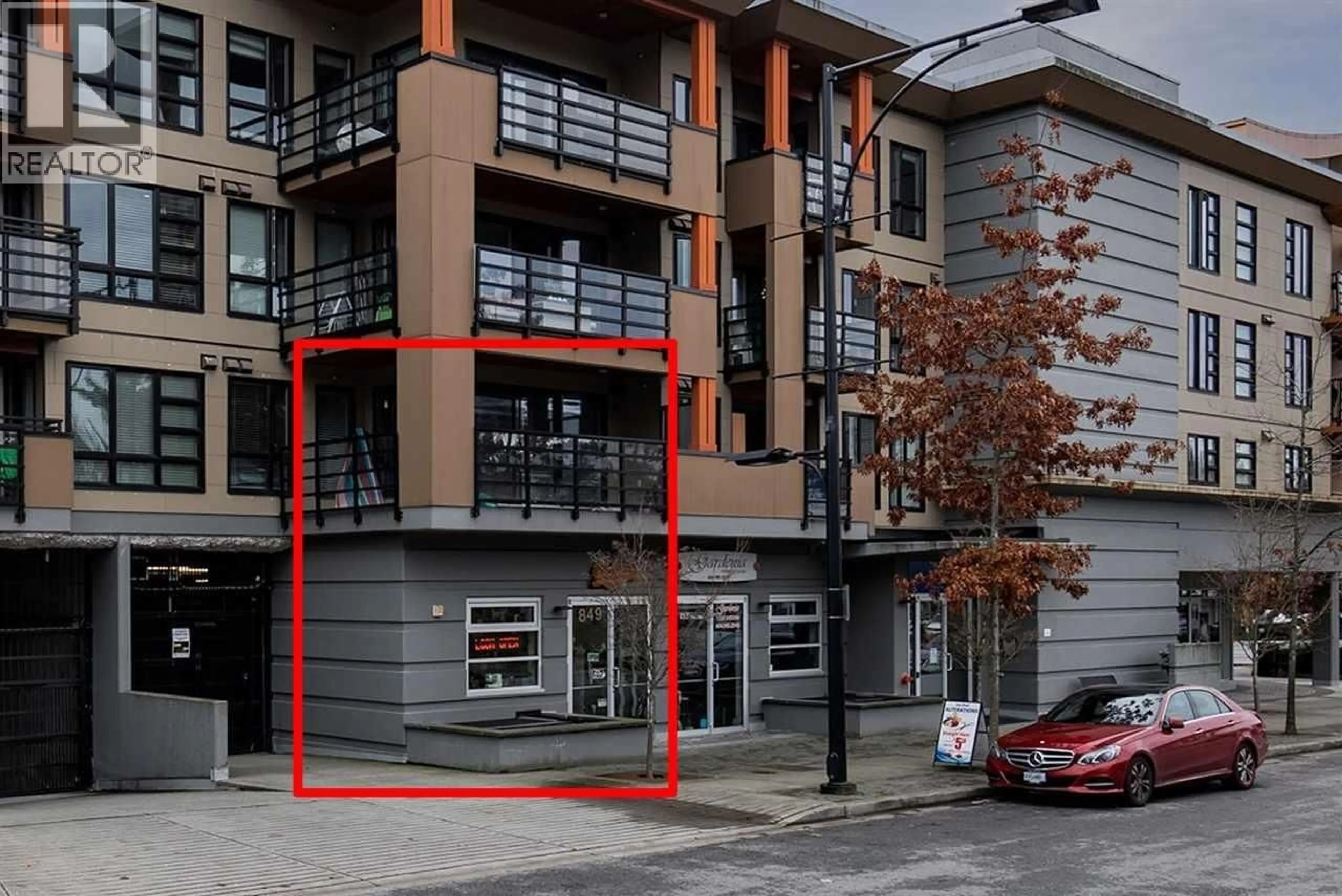 Unknown for 202 - 857 15TH STREET, North Vancouver British Columbia V7P1M5