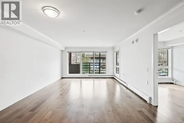 202 - 857 15TH STREET, North Vancouver 3