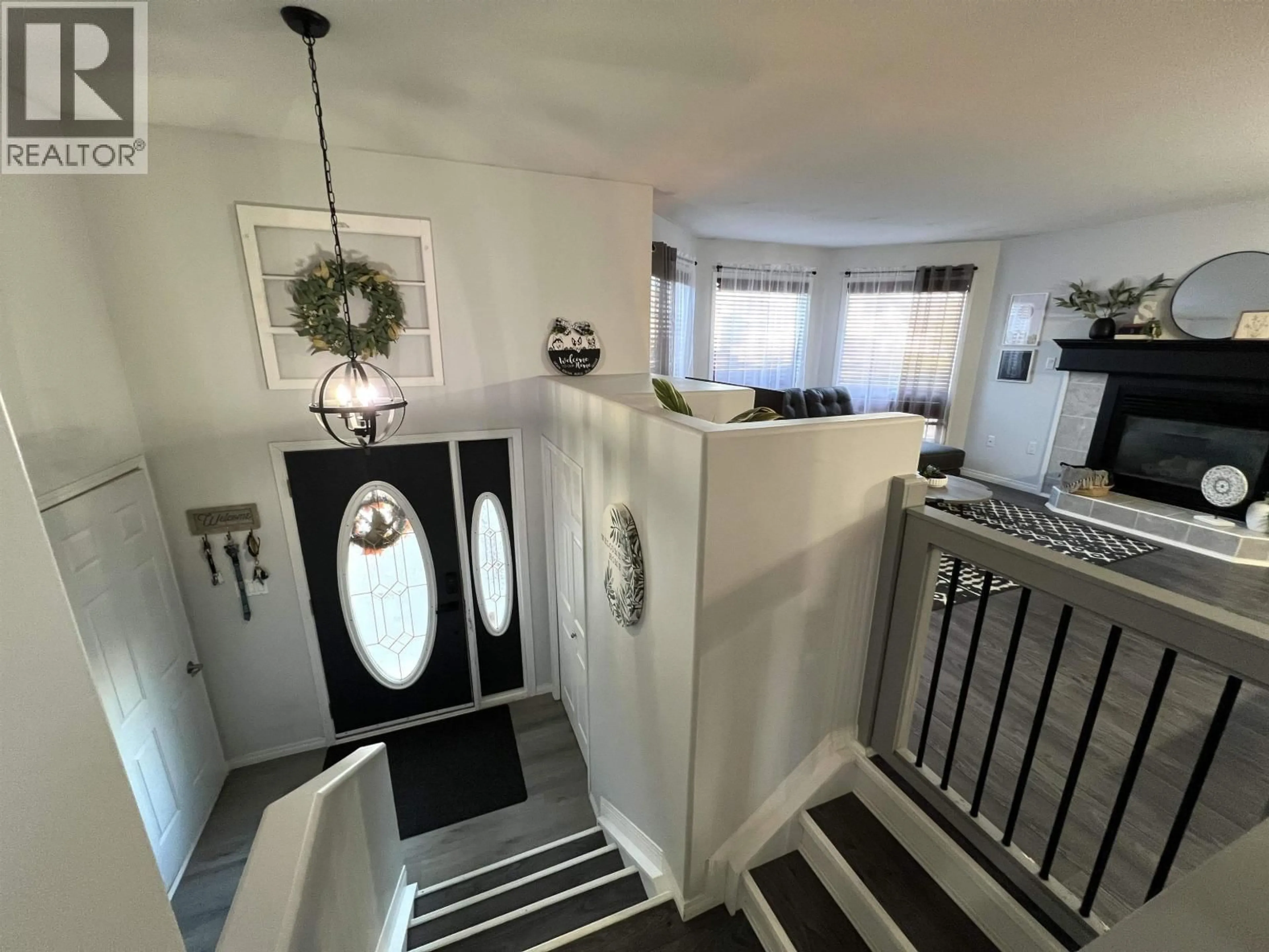 Indoor entryway for 5516 57 STREET, Fort Nelson British Columbia V0C1R0