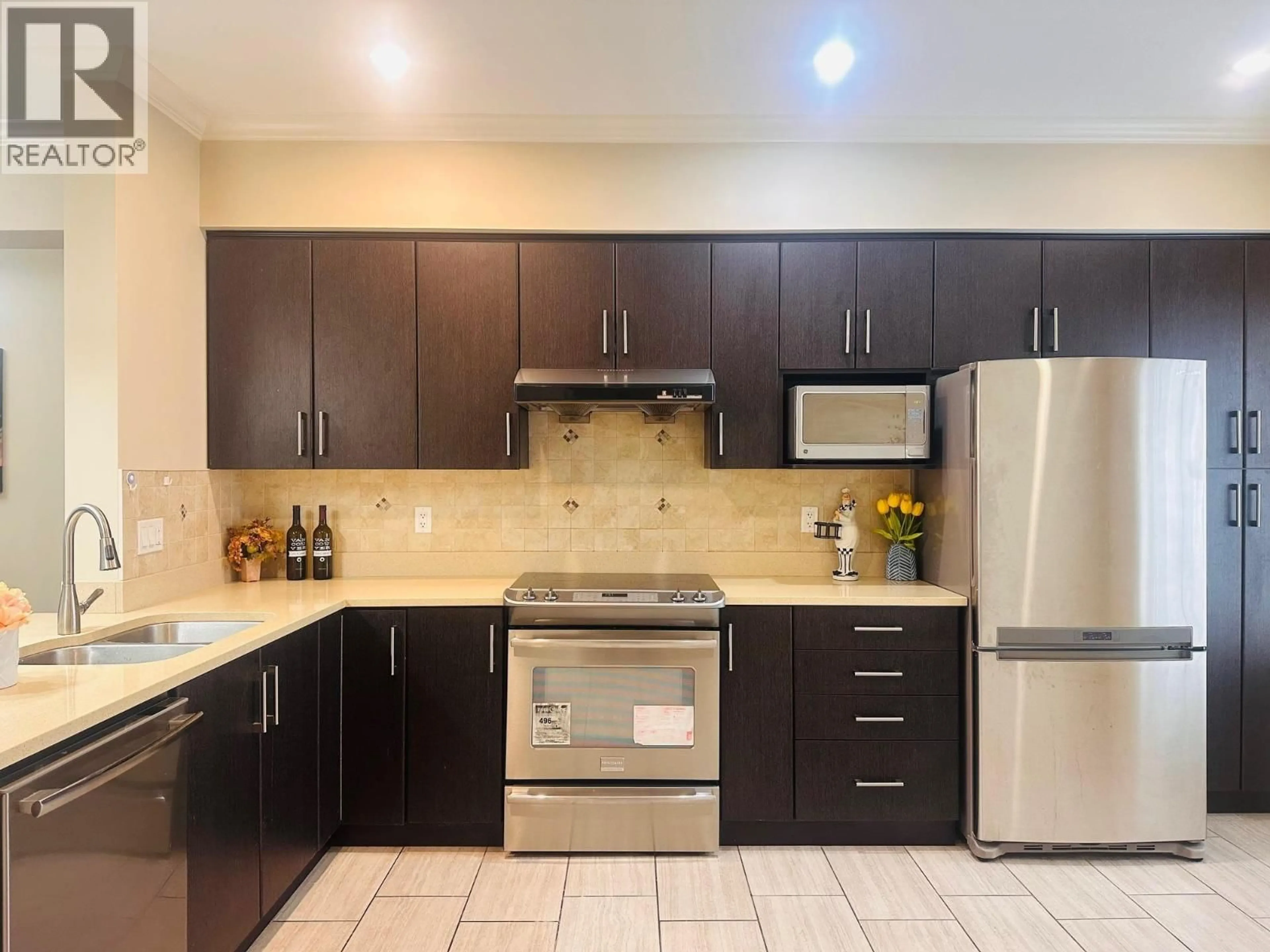 Unknown for 16 - 9811 FERNDALE ROAD, Richmond British Columbia V6Y1X4