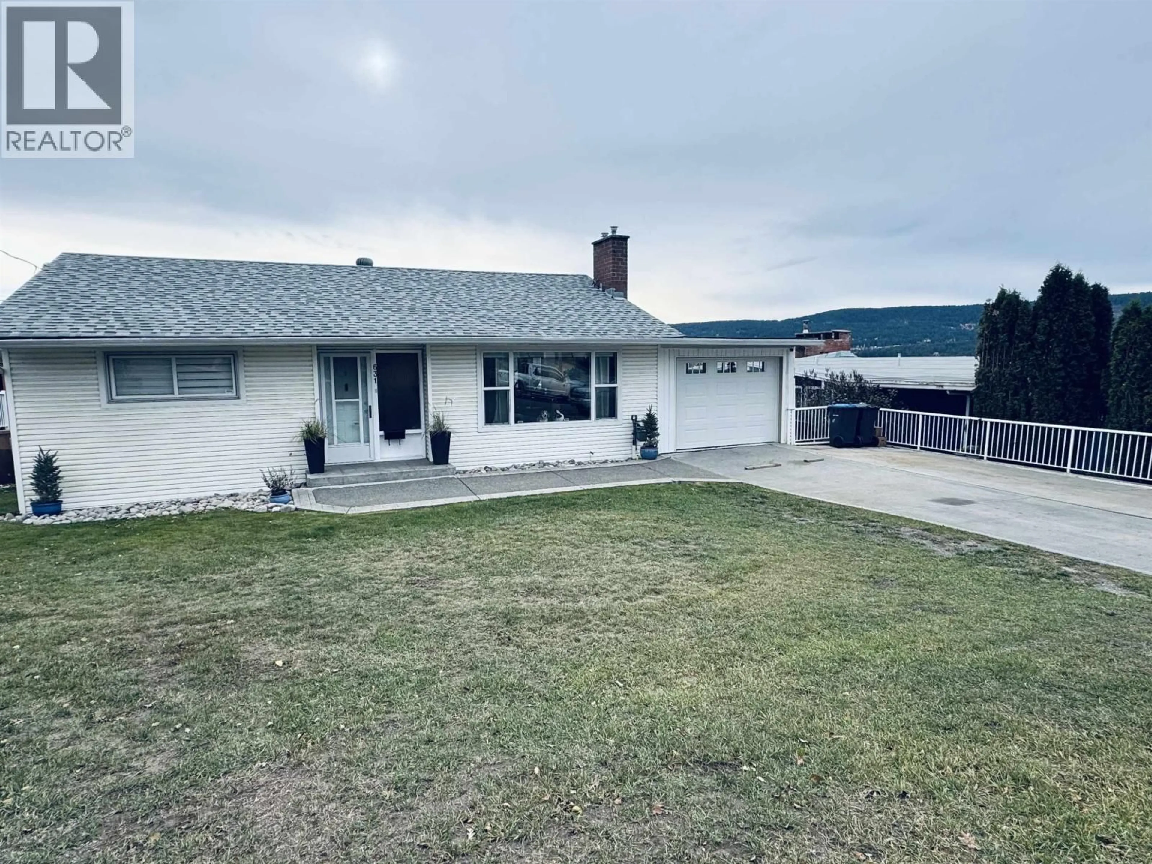 A pic from outside/outdoor area/front of a property/back of a property/a pic from drone, unknown for 631 JOHNSON STREET, Williams Lake British Columbia V2G1T9