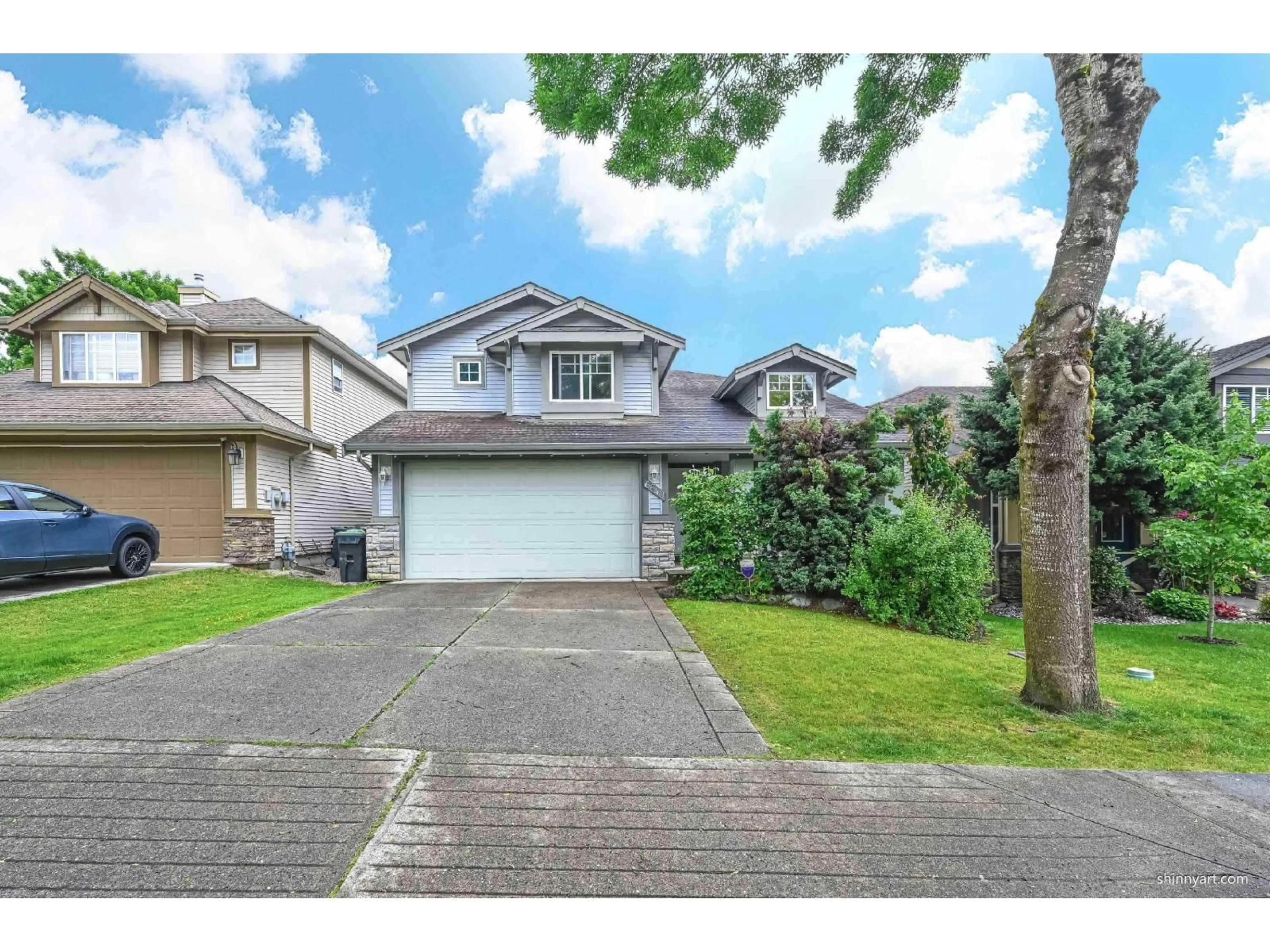 A pic from outside/outdoor area/front of a property/back of a property/a pic from drone, street for 6640 206, Langley British Columbia V2Y2Y5