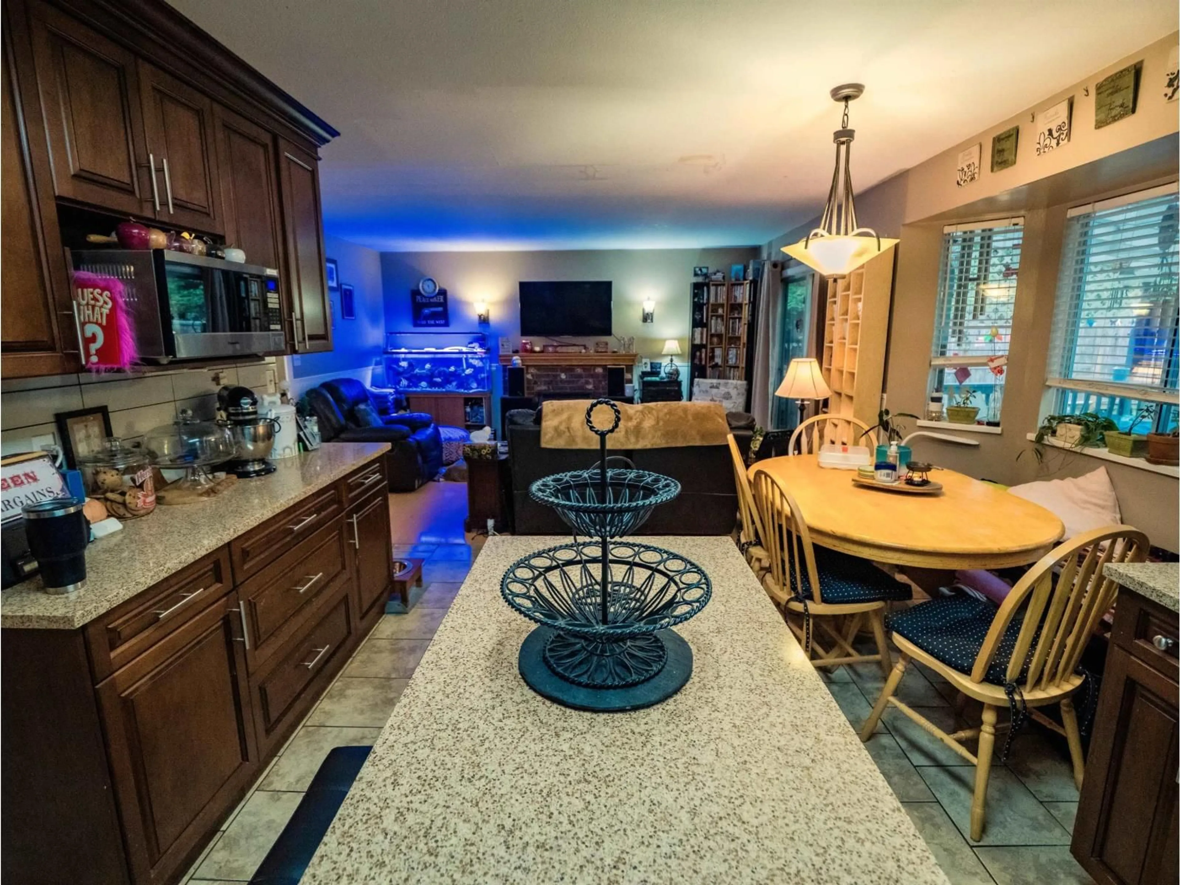 Open concept kitchen, ceramic/tile floor for 18961 60B, Surrey British Columbia V3S8A4