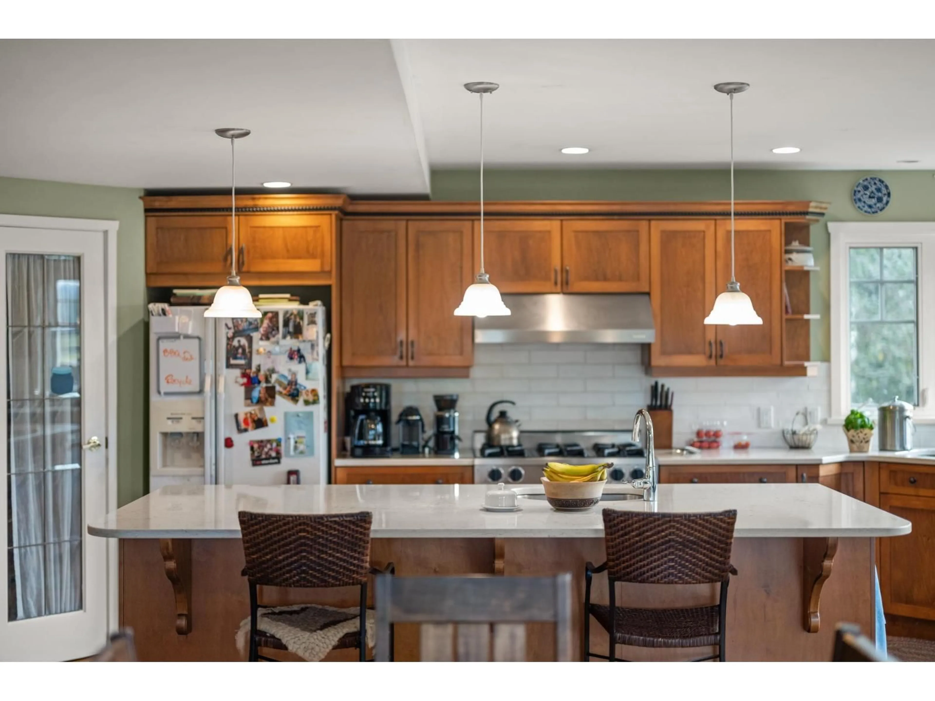 Open concept kitchen, unknown for 27382 84, Langley British Columbia V1M3L4