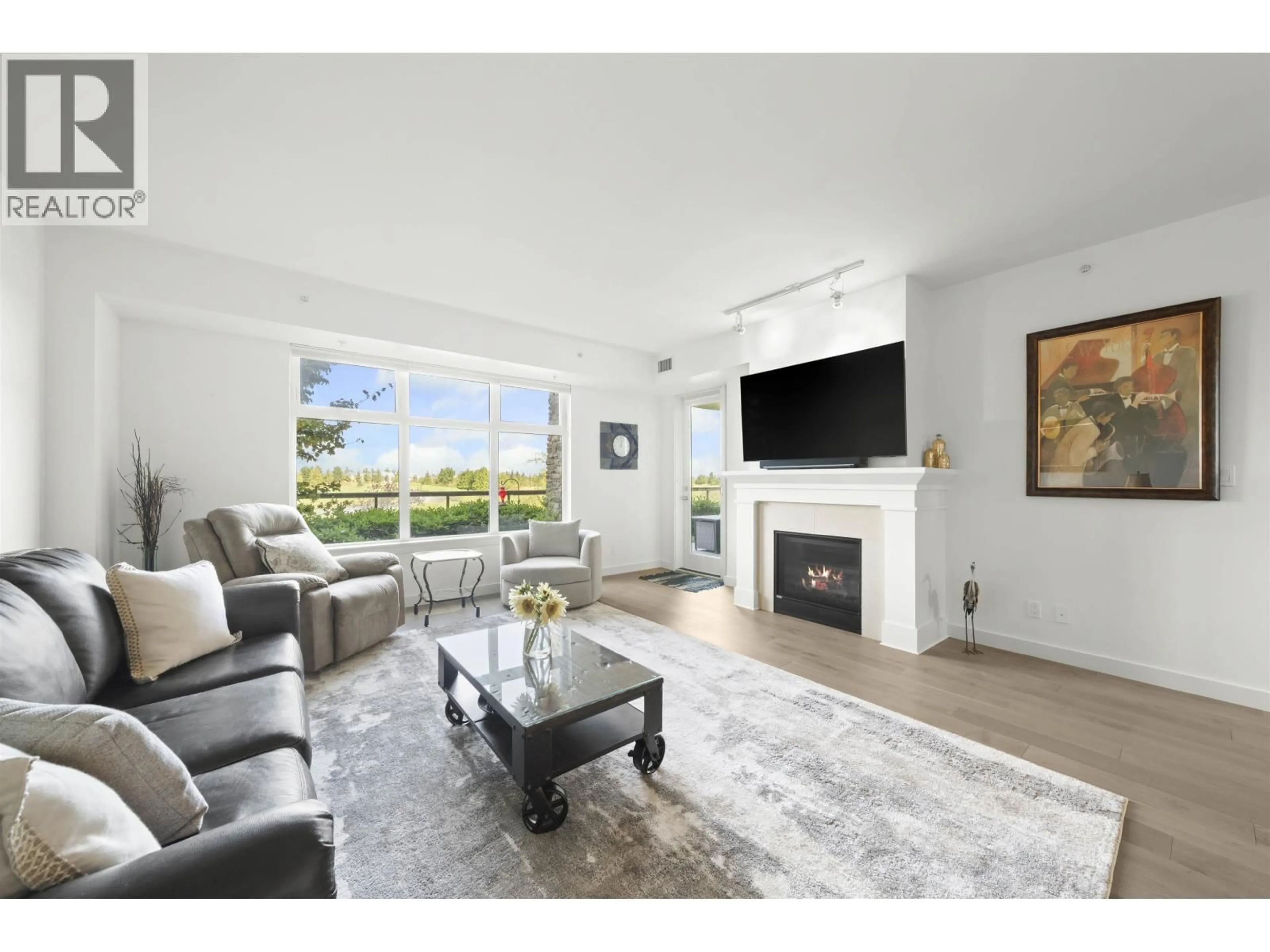 Living room with furniture, unknown for 112 - 5011 SPRINGS BOULEVARD, Delta British Columbia V4M0B6