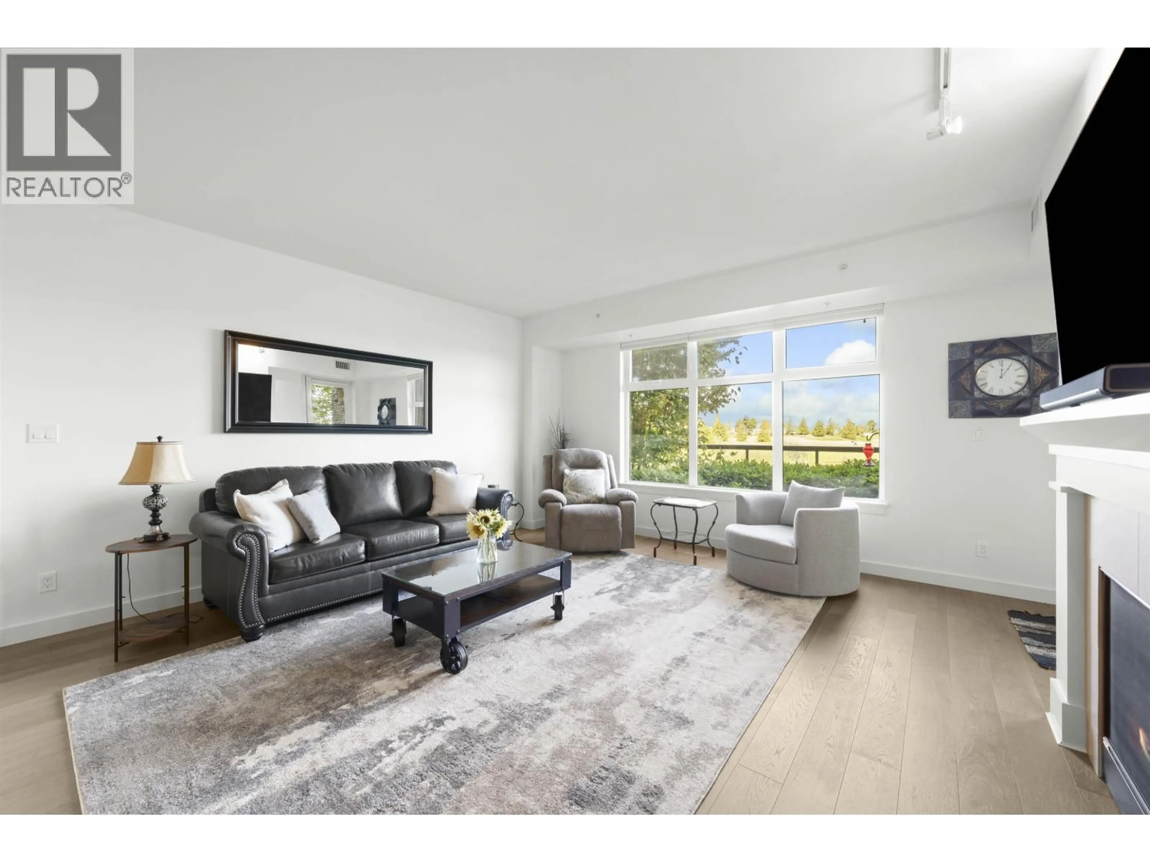 Living room with furniture, unknown for 112 - 5011 SPRINGS BOULEVARD, Delta British Columbia V4M0B6