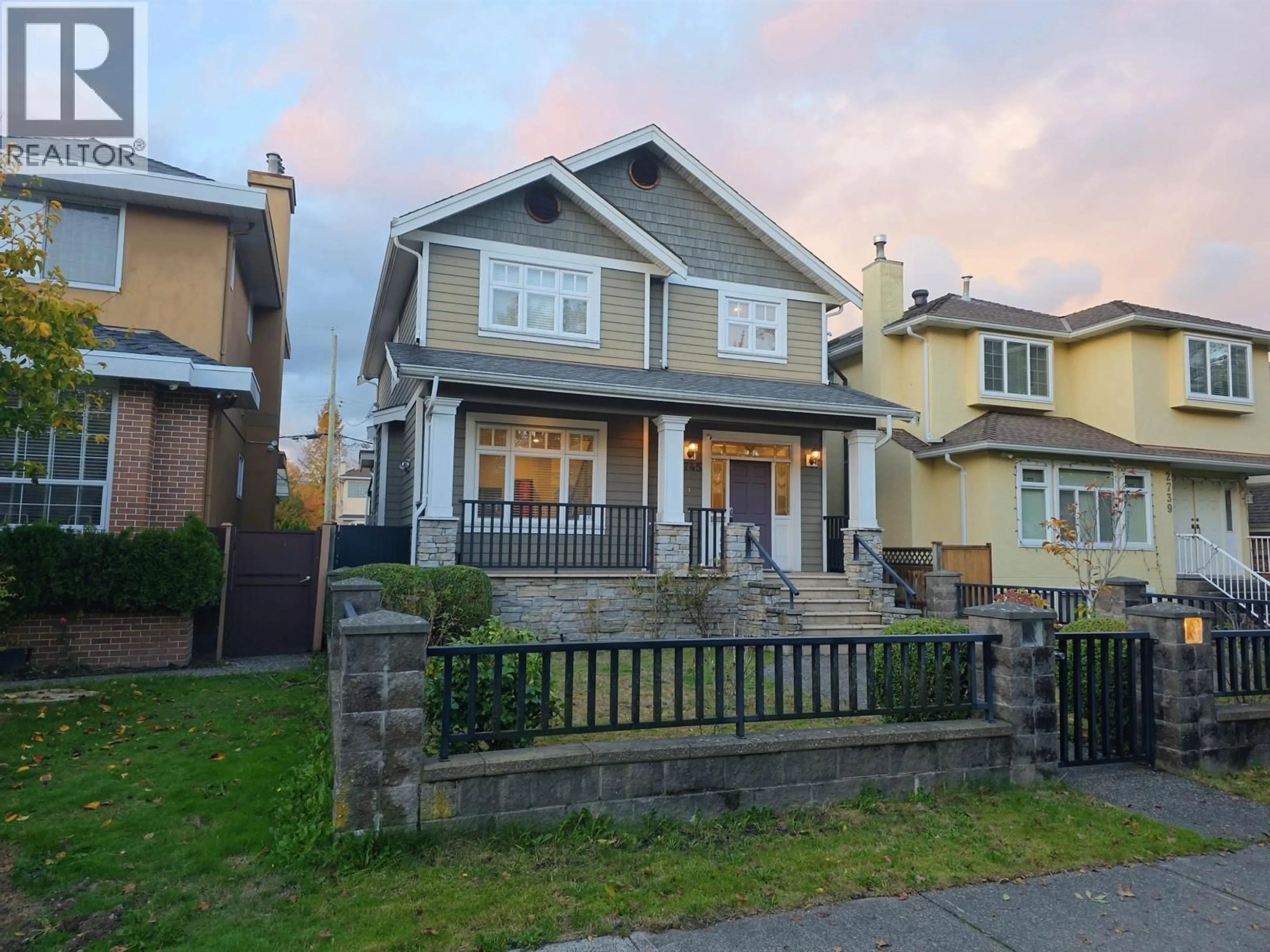 Home with vinyl exterior material, street for 2745 19TH AVENUE, Vancouver British Columbia V6L1E2