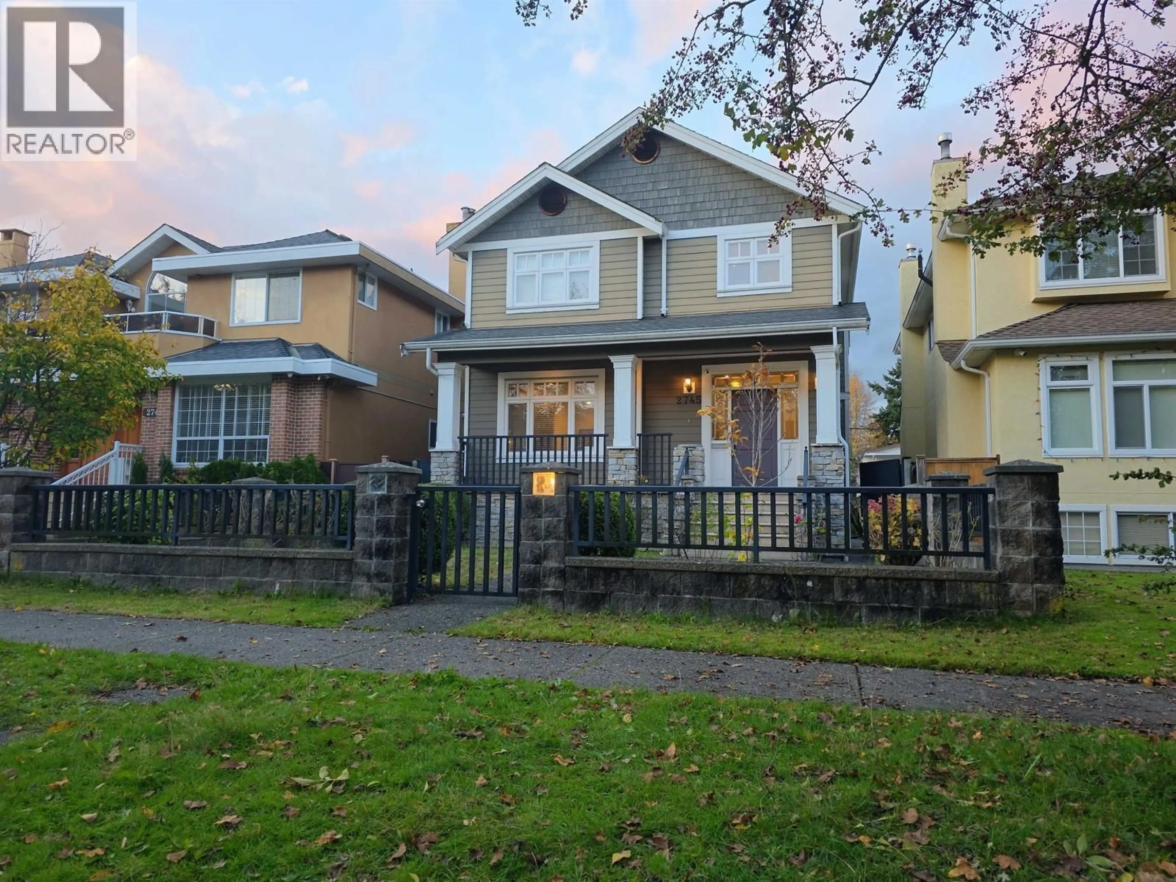 Unknown for 2745 19TH AVENUE, Vancouver British Columbia V6L1E2