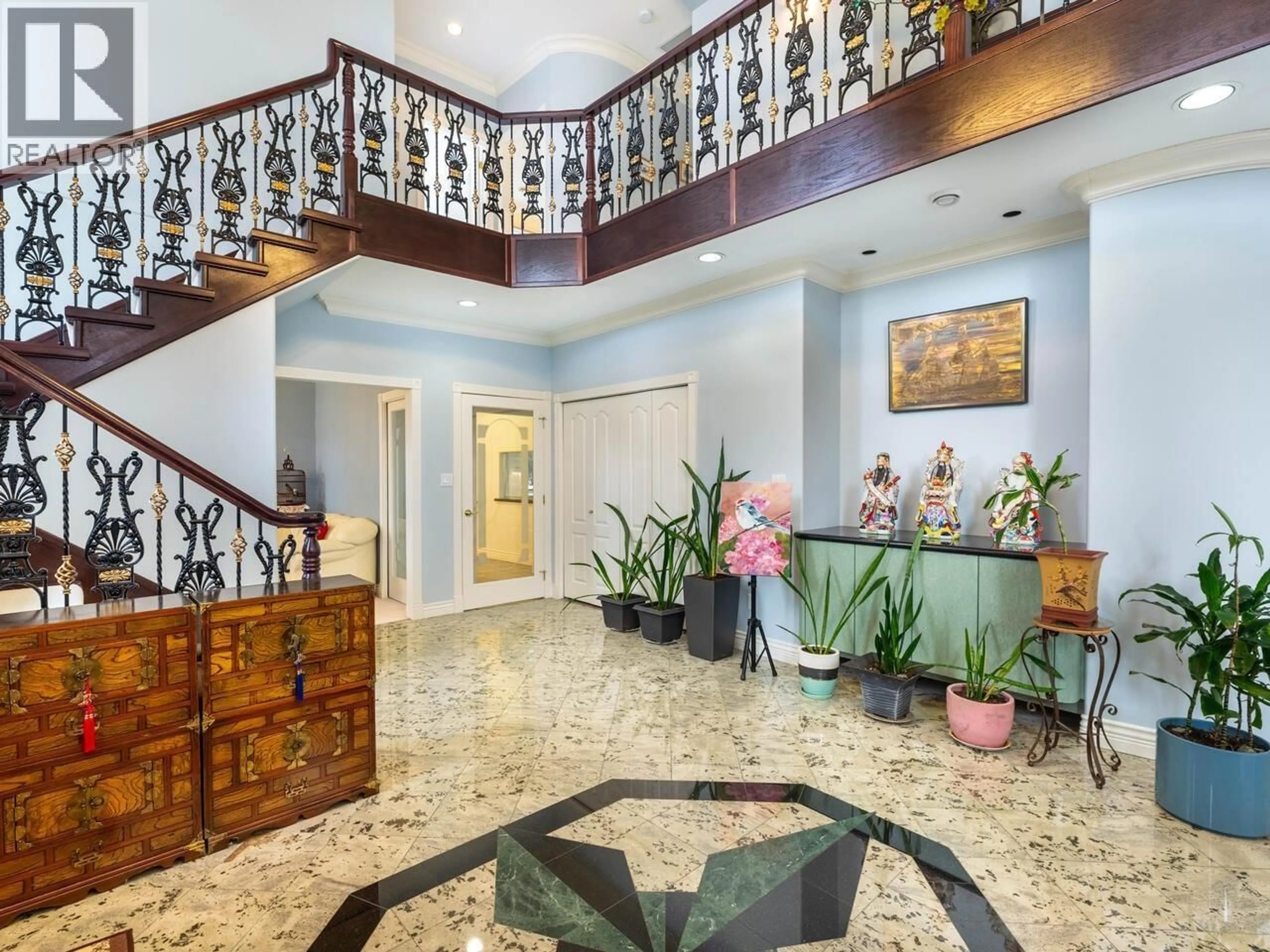 Indoor foyer for 4251 COLDFALL ROAD, Richmond British Columbia V7C1P7