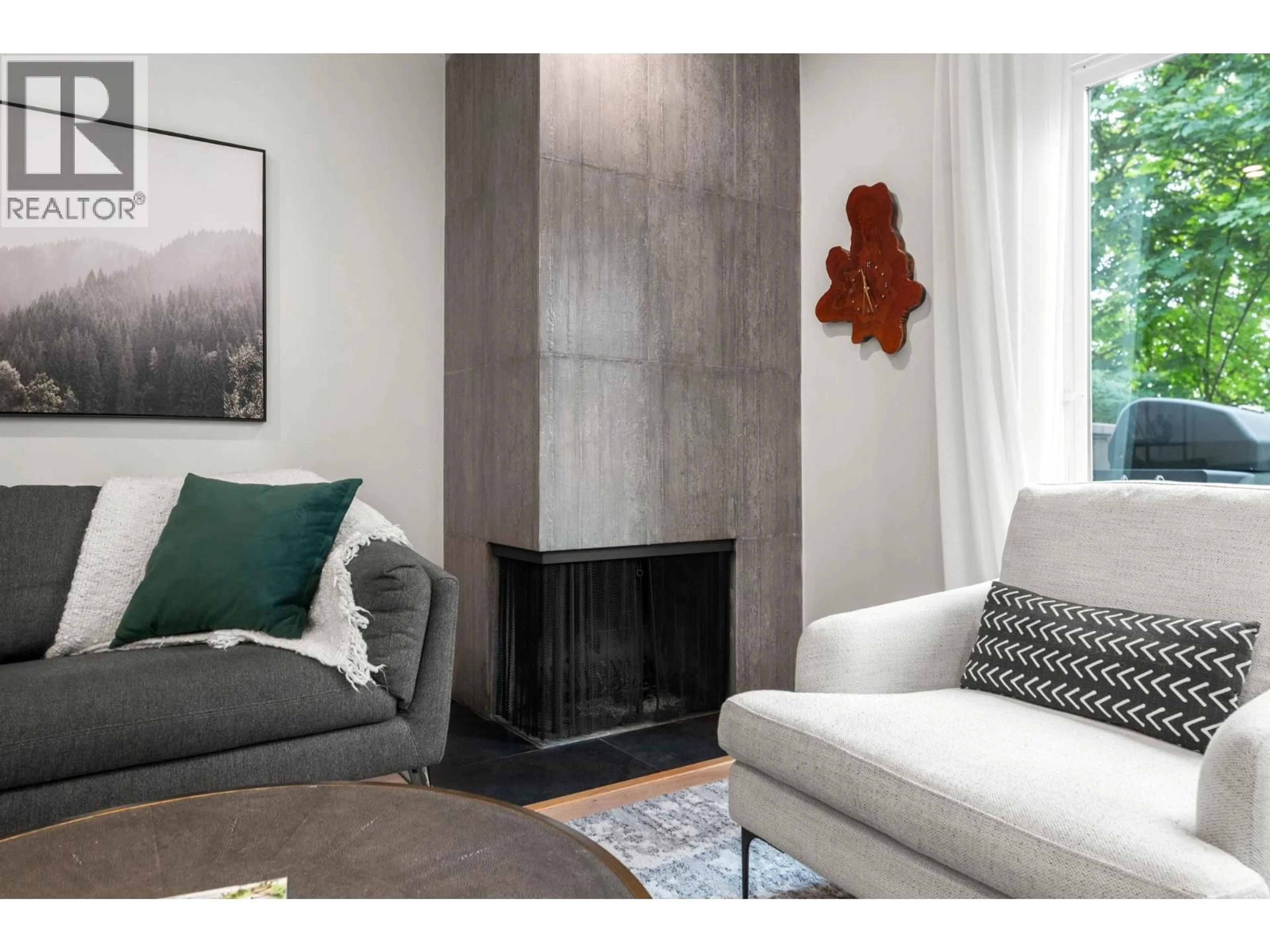 Living room with furniture, unknown for 323B EVERGREEN DRIVE, Port Moody British Columbia V3H1S1