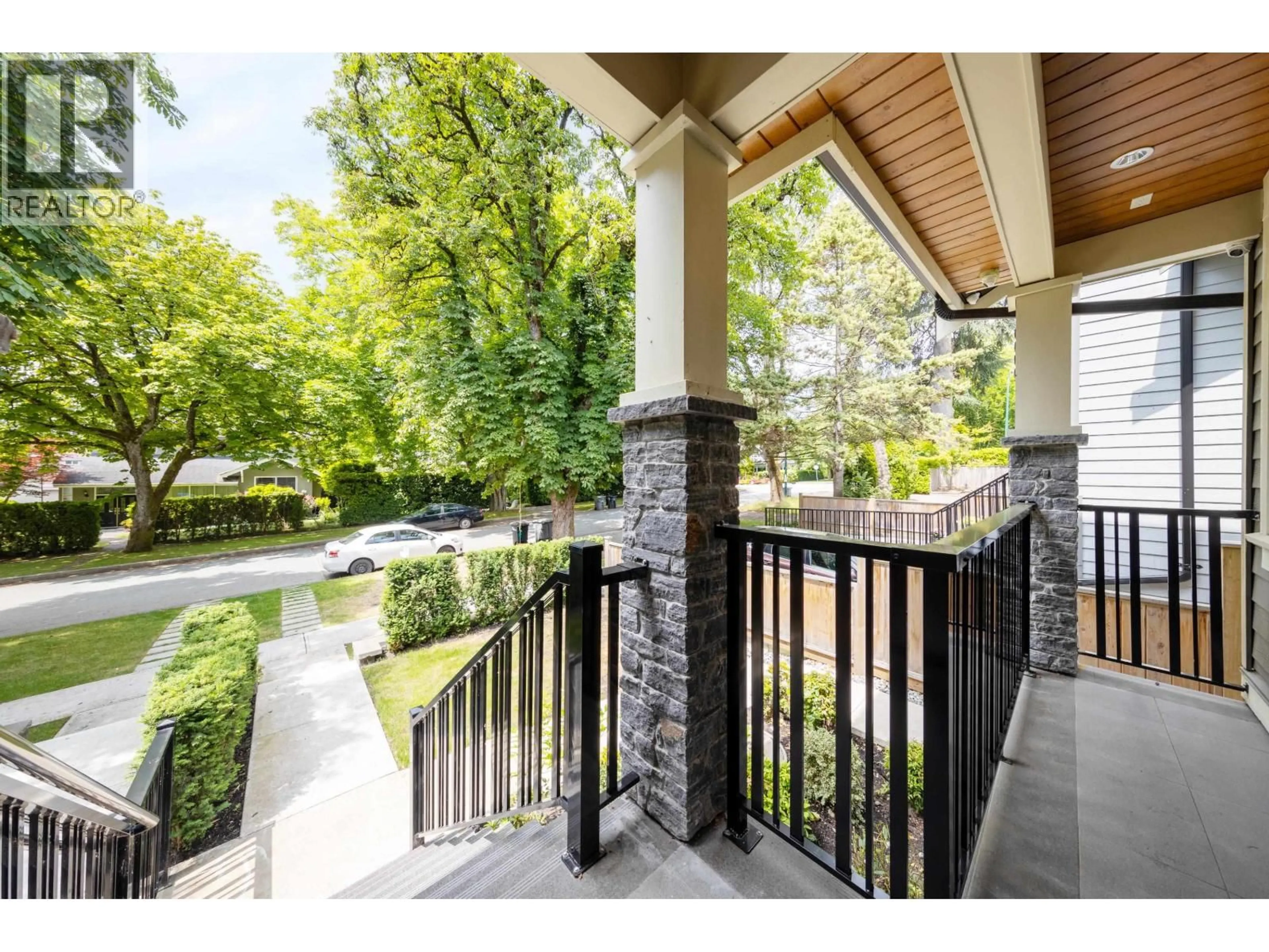 Patio, street for 6530 ANGUS DRIVE, Vancouver British Columbia V6P5H9