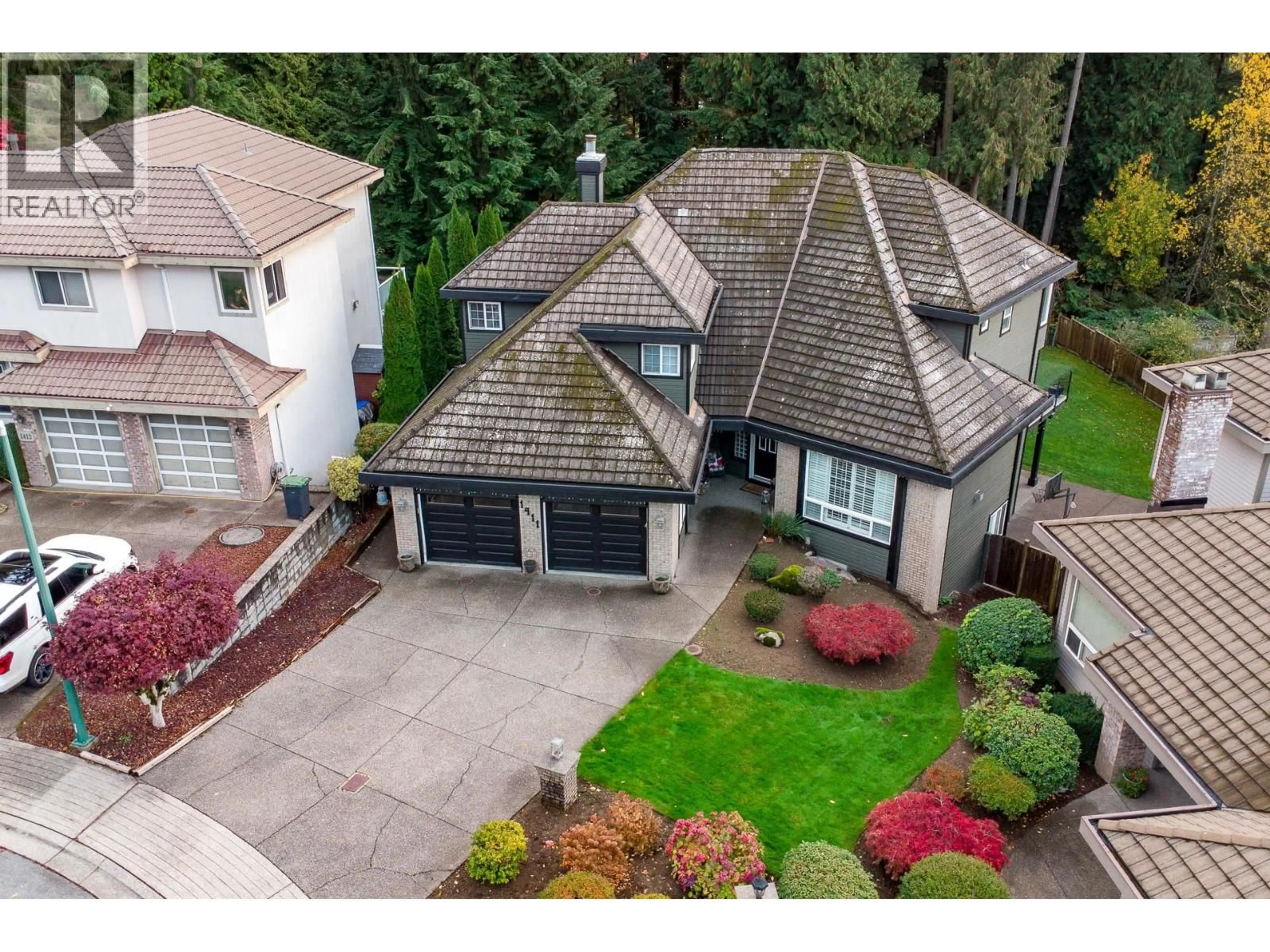 A pic from outside/outdoor area/front of a property/back of a property/a pic from drone, street for 1411 MADRONA PLACE, Coquitlam British Columbia V3E2S5