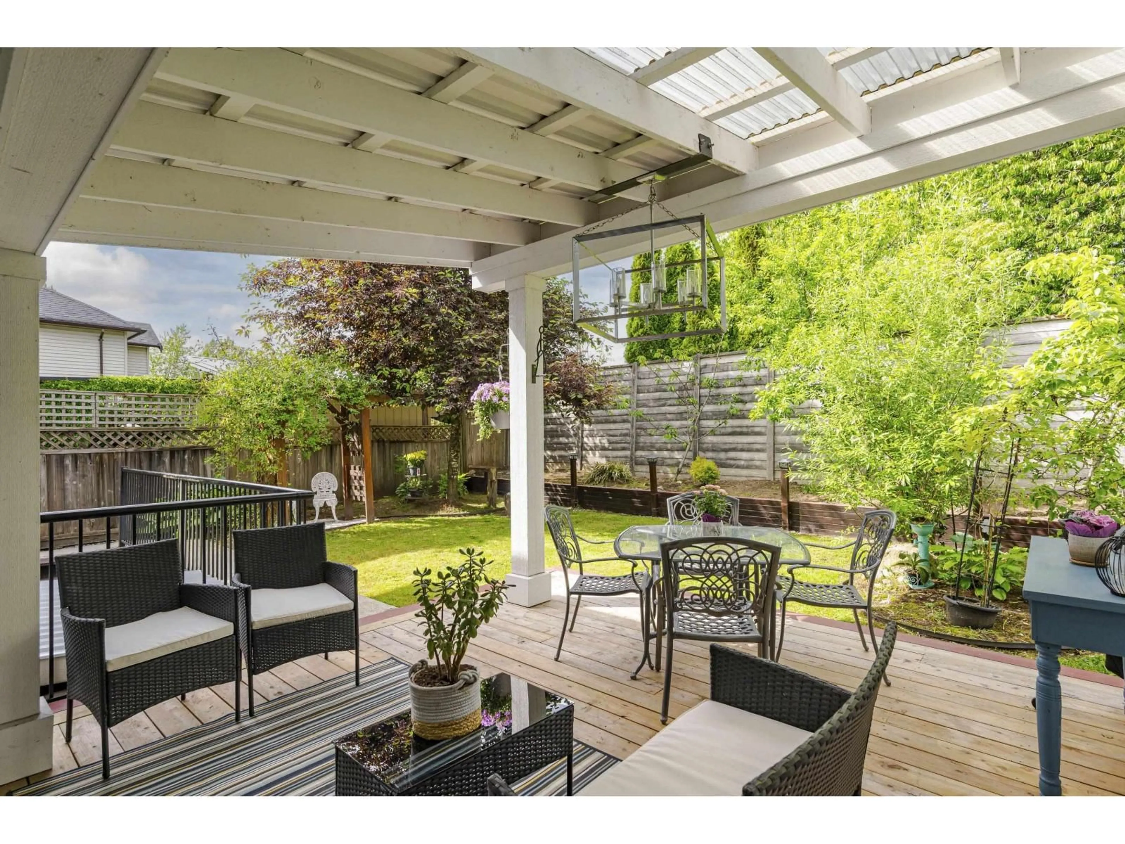 Patio, street for 20347 98A, Langley British Columbia V1M0A6