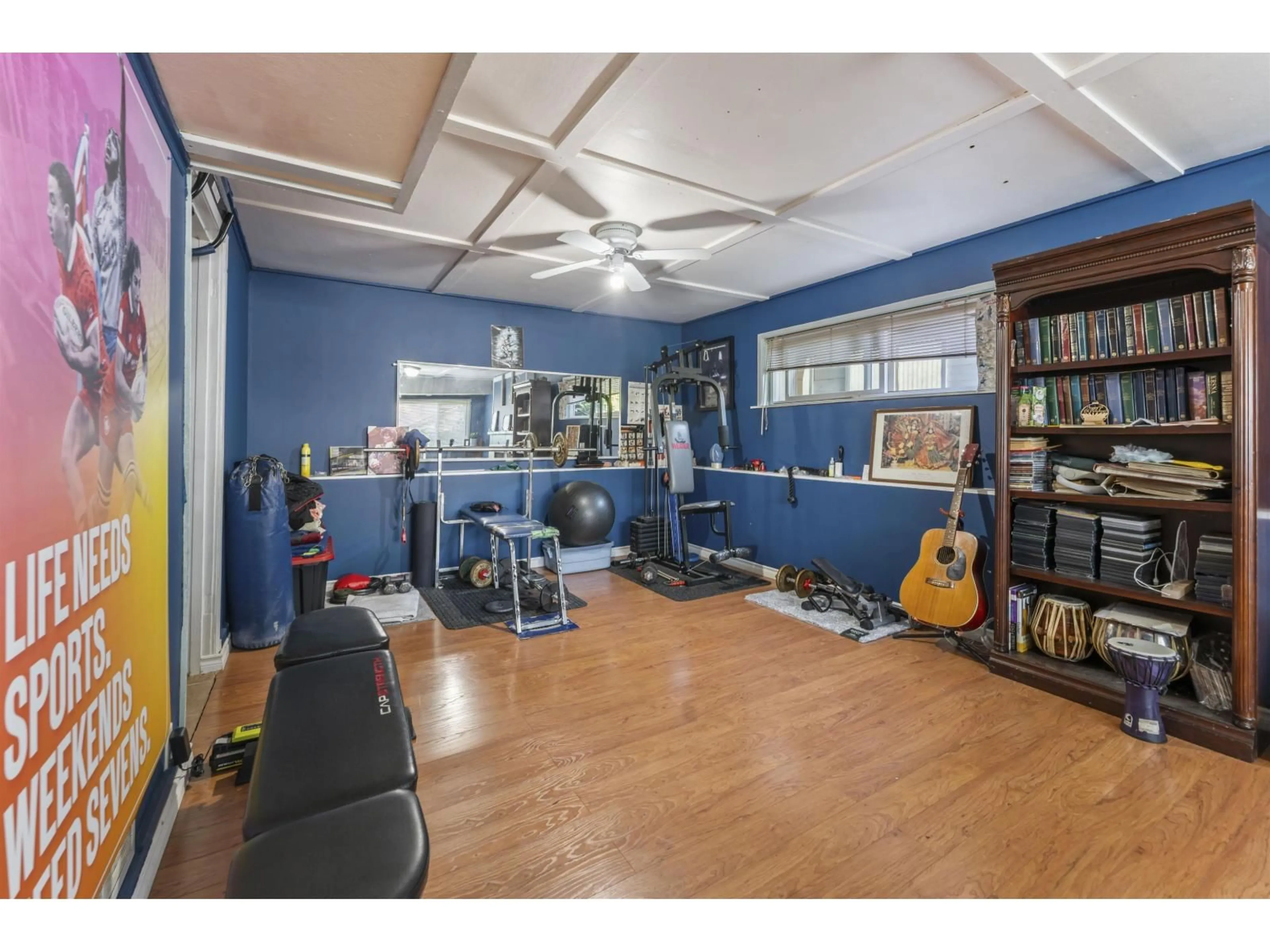 Indoor garage for 9761 124A, Surrey British Columbia V3V4W2