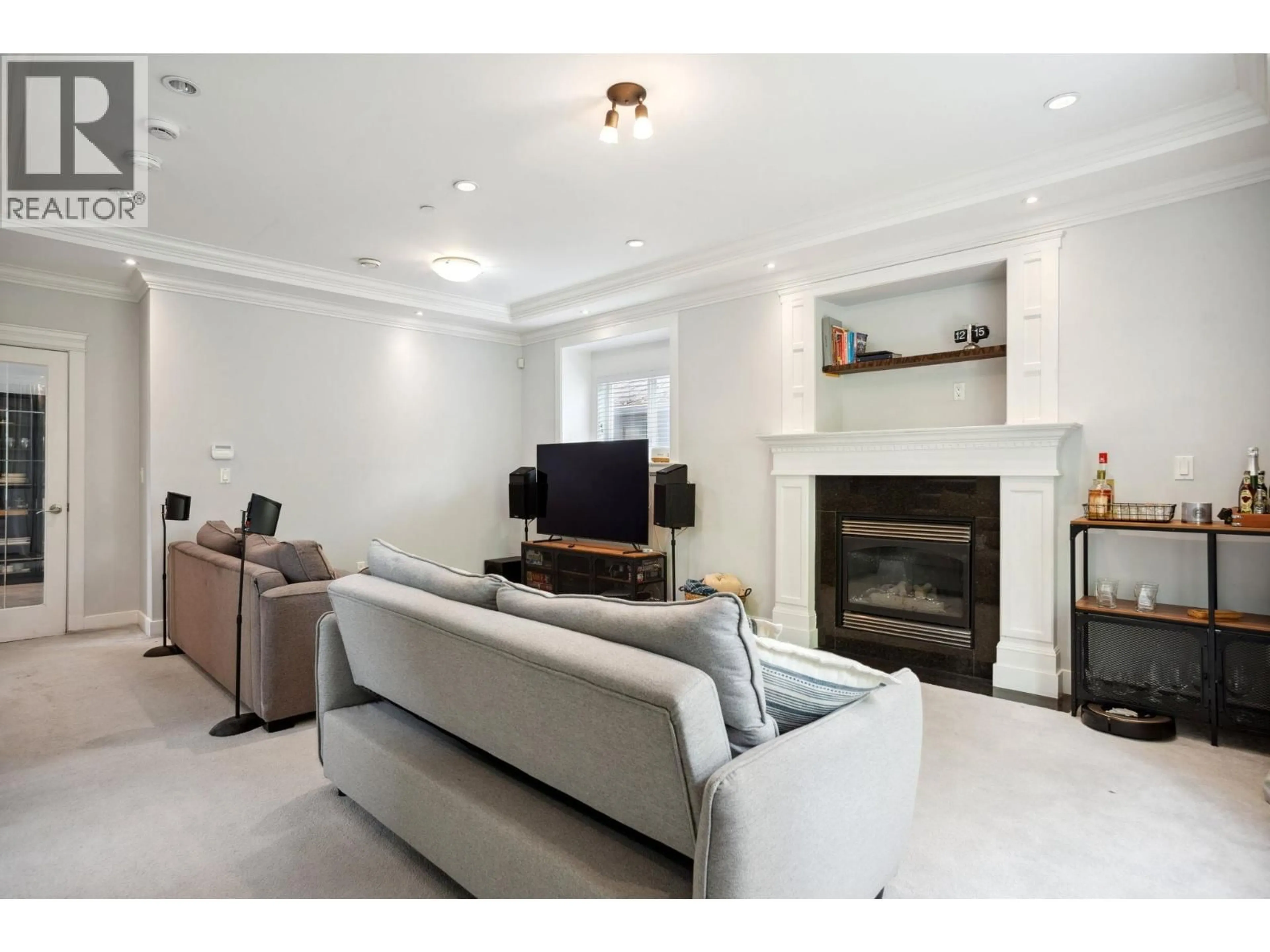 Living room with furniture, unknown for 5187 SHERBROOKE STREET, Vancouver British Columbia V5W3M3