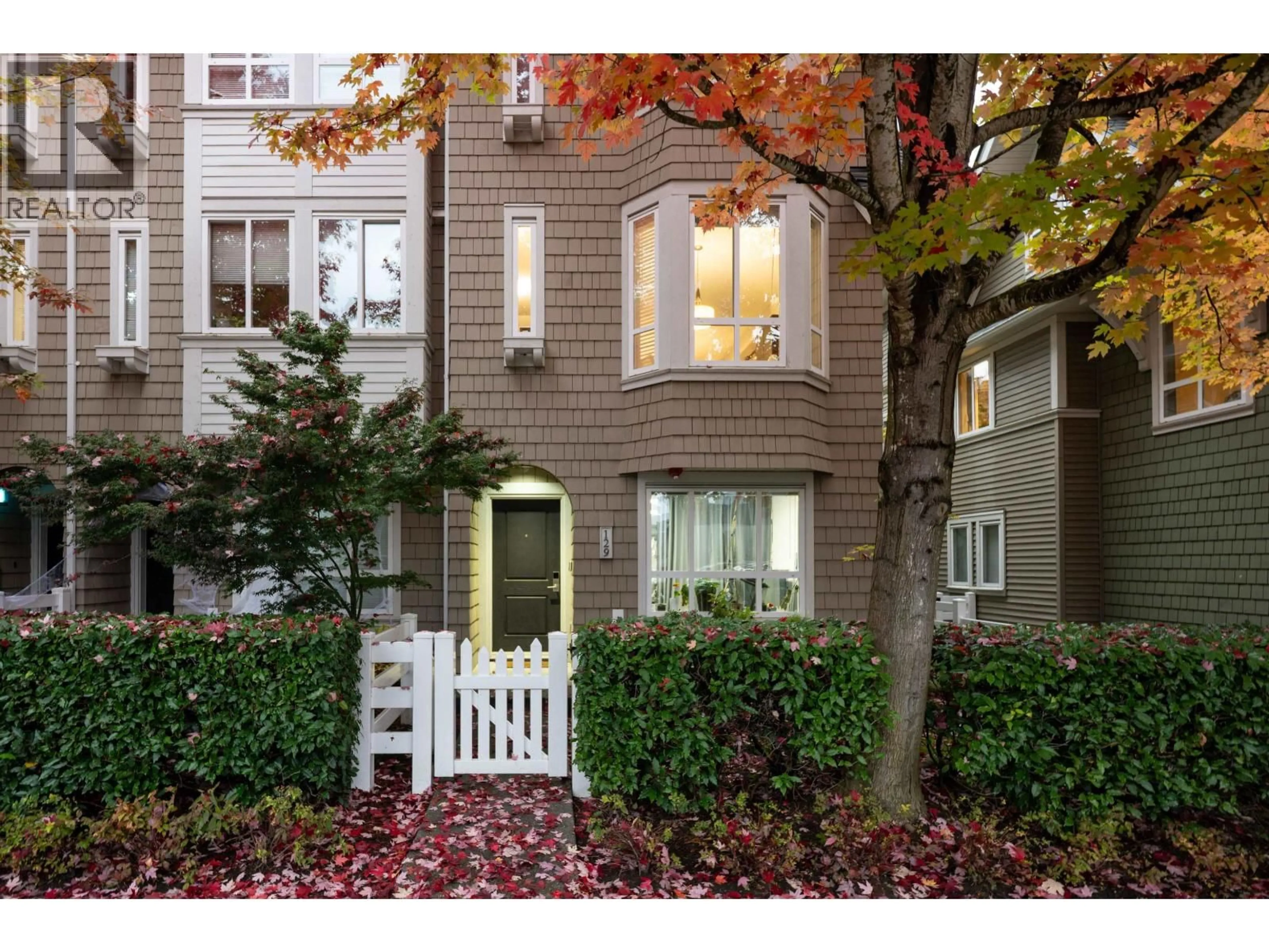 Unknown for 129 - 2418 AVON PLACE, Port Coquitlam British Columbia V3B0C7