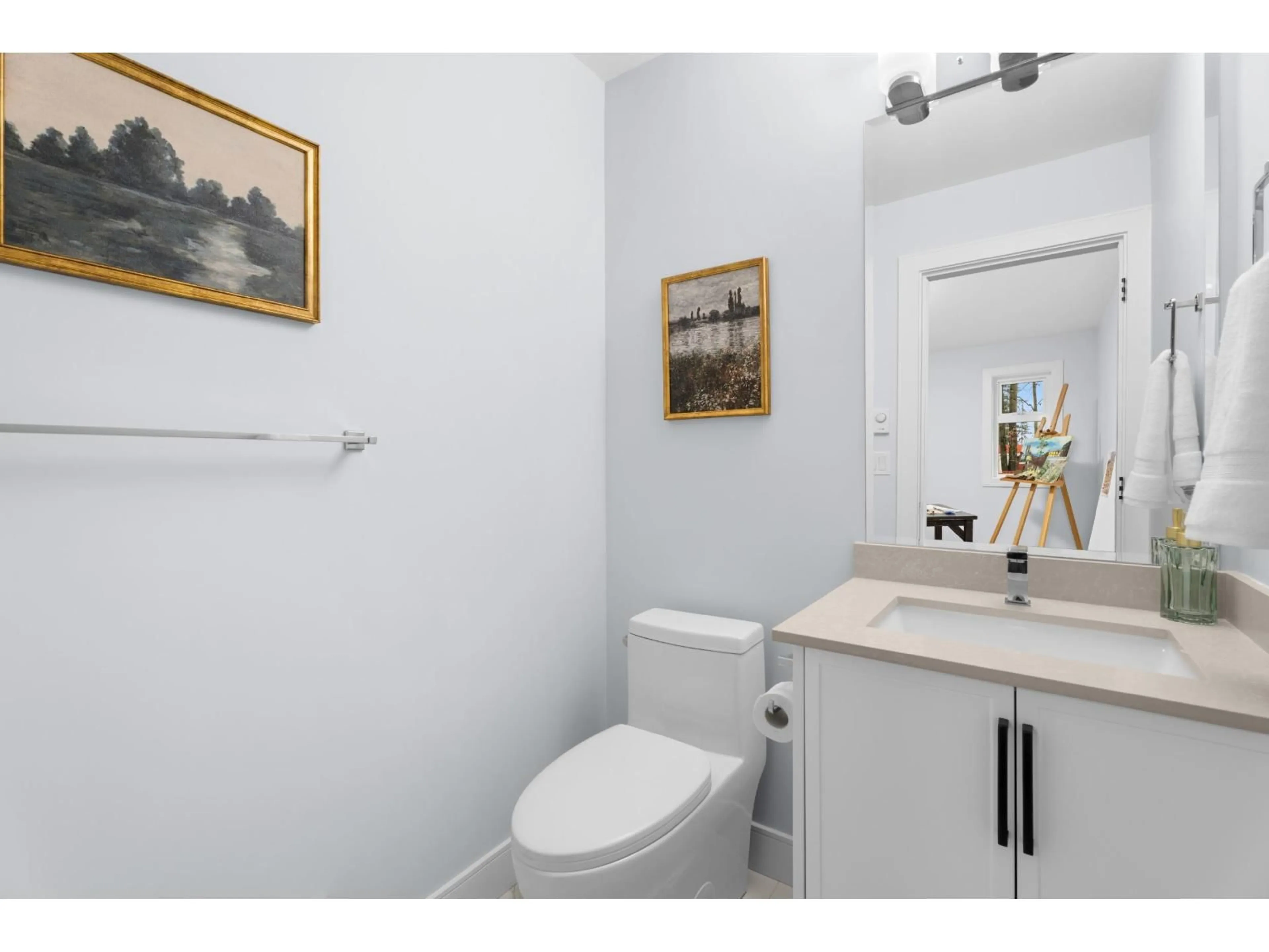 Standard bathroom, unknown for 12 - 9688 182A, Surrey British Columbia V4N4J8