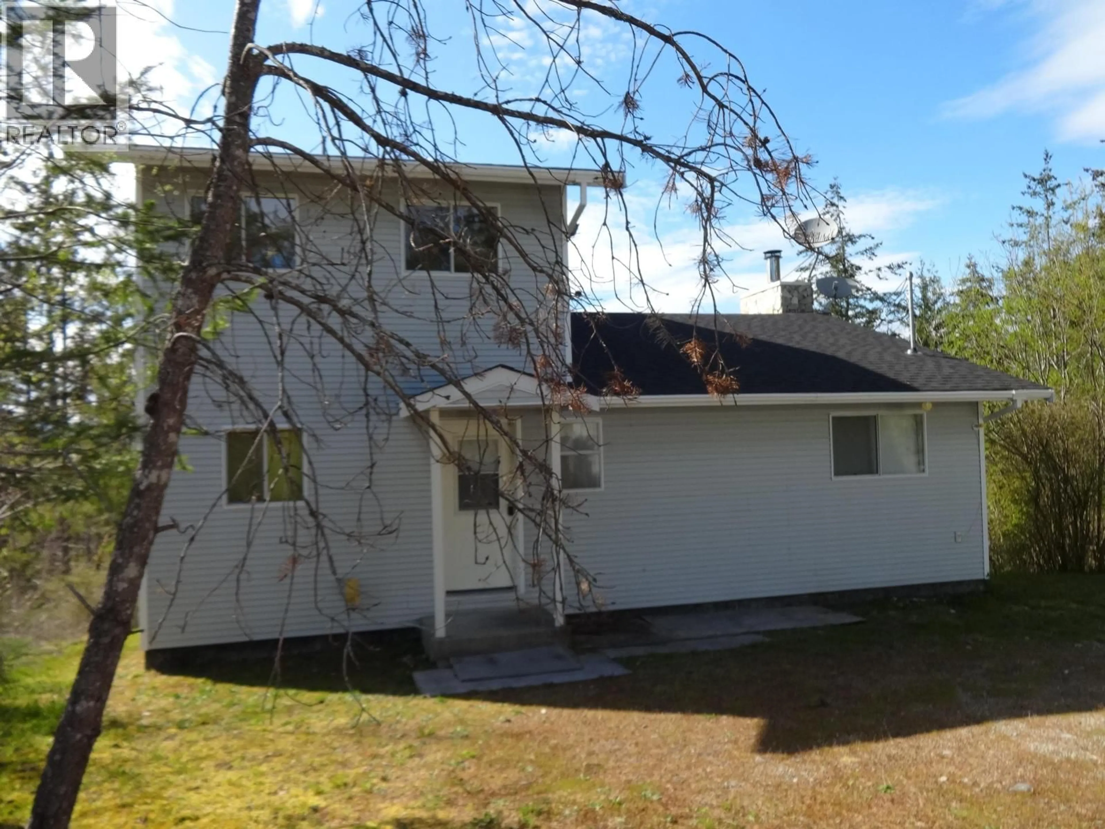 A pic from outside/outdoor area/front of a property/back of a property/a pic from drone, unknown for 11682 SUNSHINE COAST HIGHWAY, Madeira Park British Columbia V7Z1B9