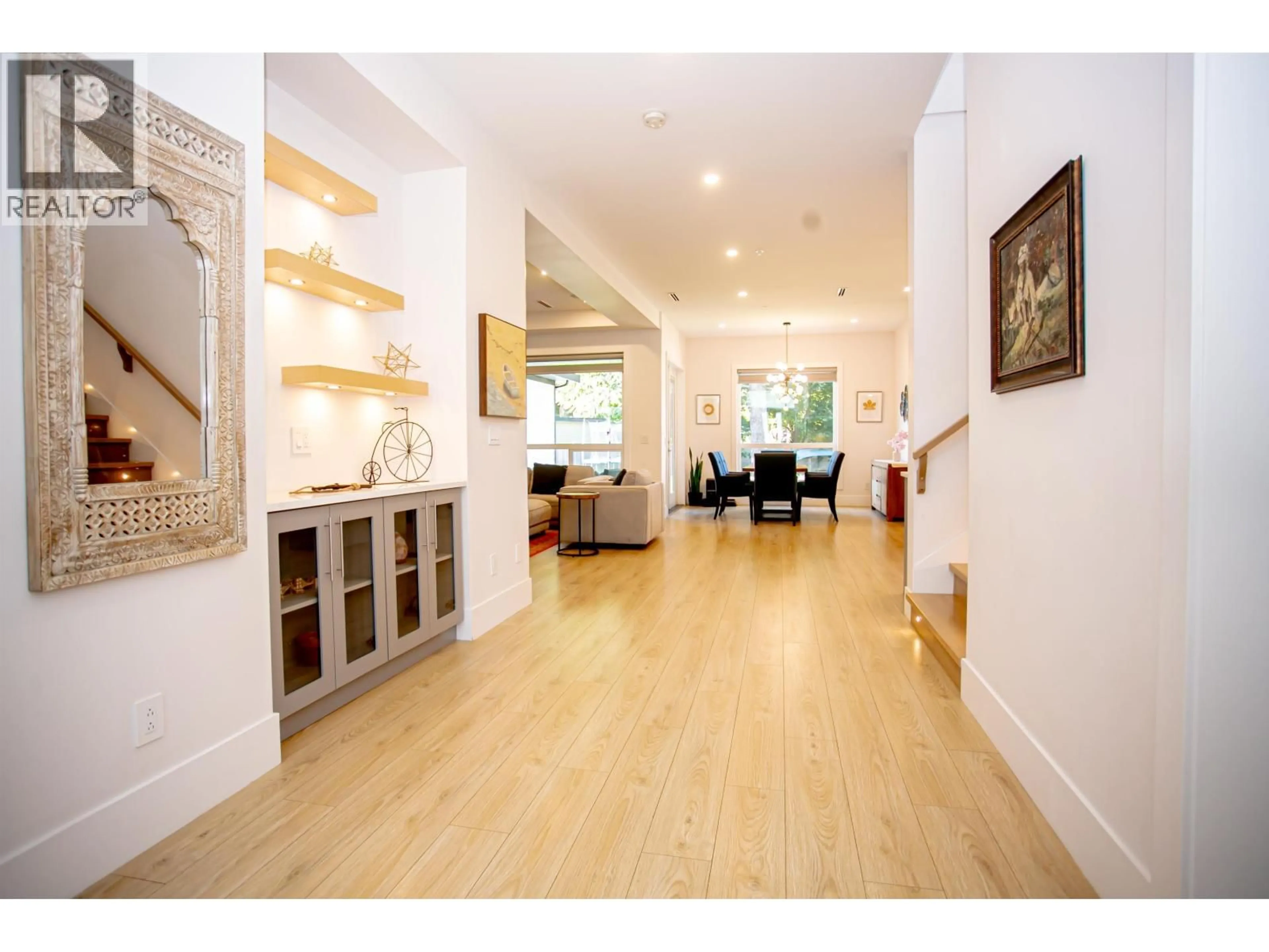 Unknown for 21661 RIDGEWAY CRESCENT, Maple Ridge British Columbia V2X3Z6