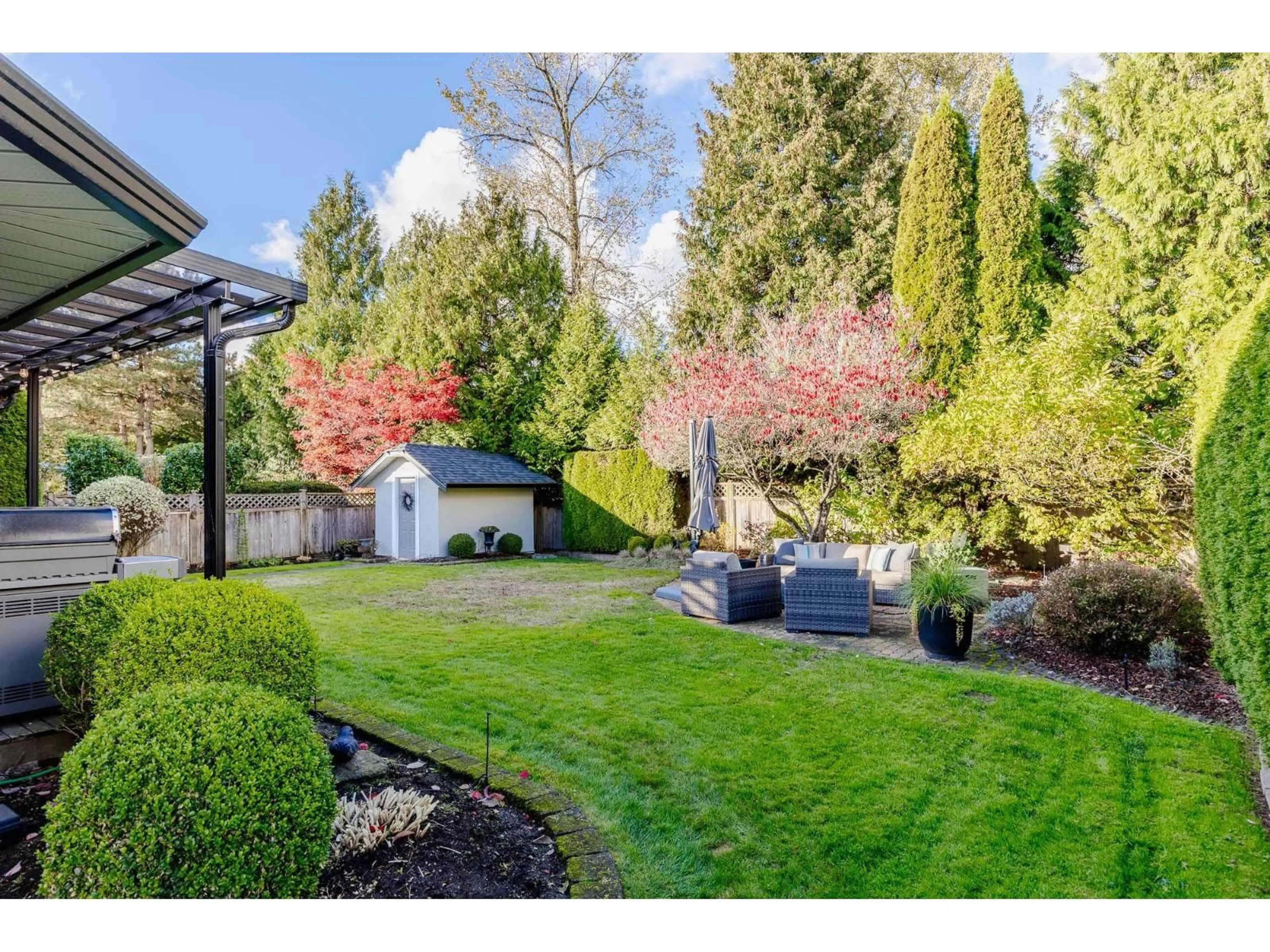 A pic from outside/outdoor area/front of a property/back of a property/a pic from drone, unknown for 18559 62, Surrey British Columbia V3S7R1