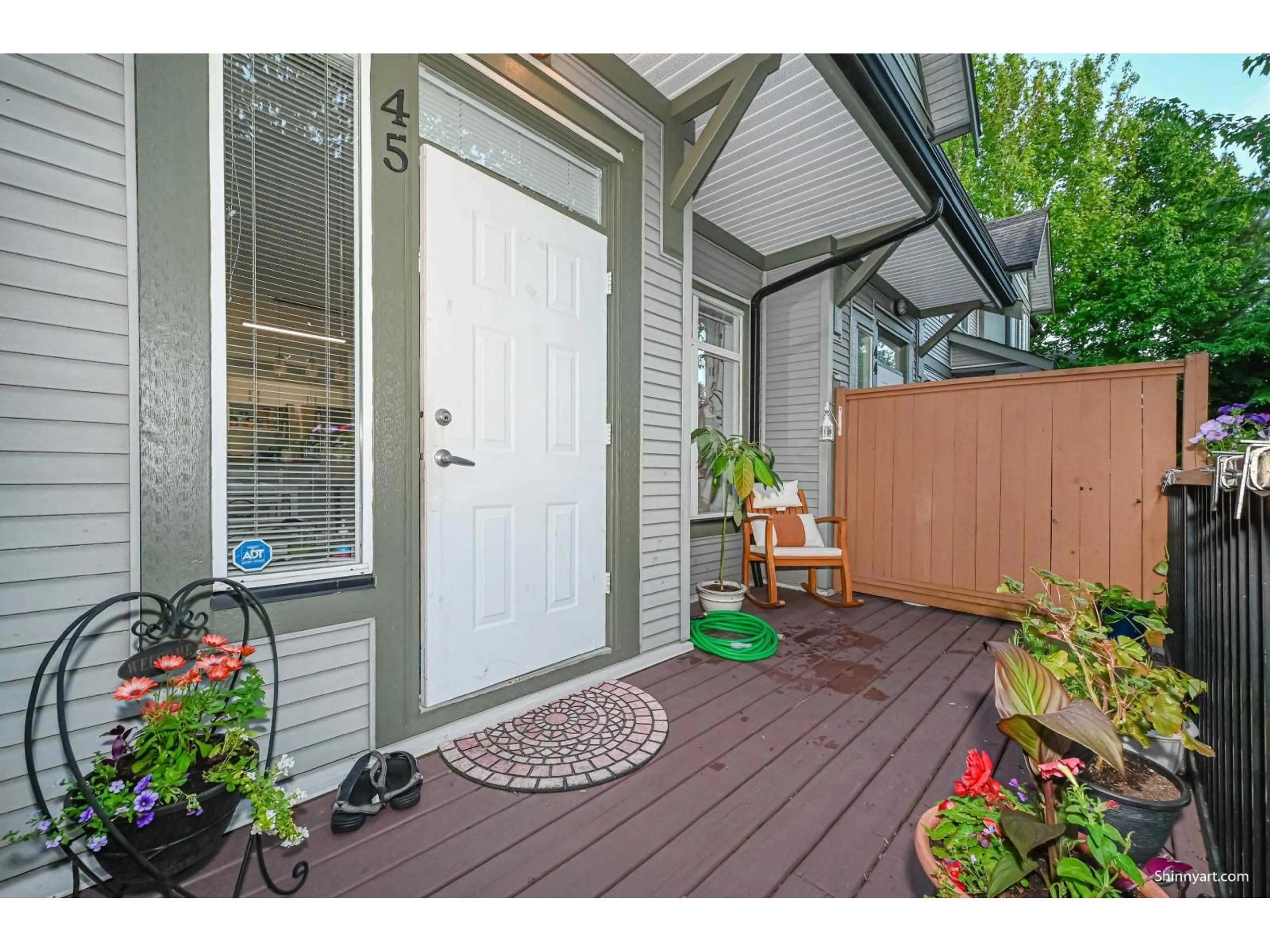 Indoor entryway for 45 - 8726 159, Surrey British Columbia V4N0A8