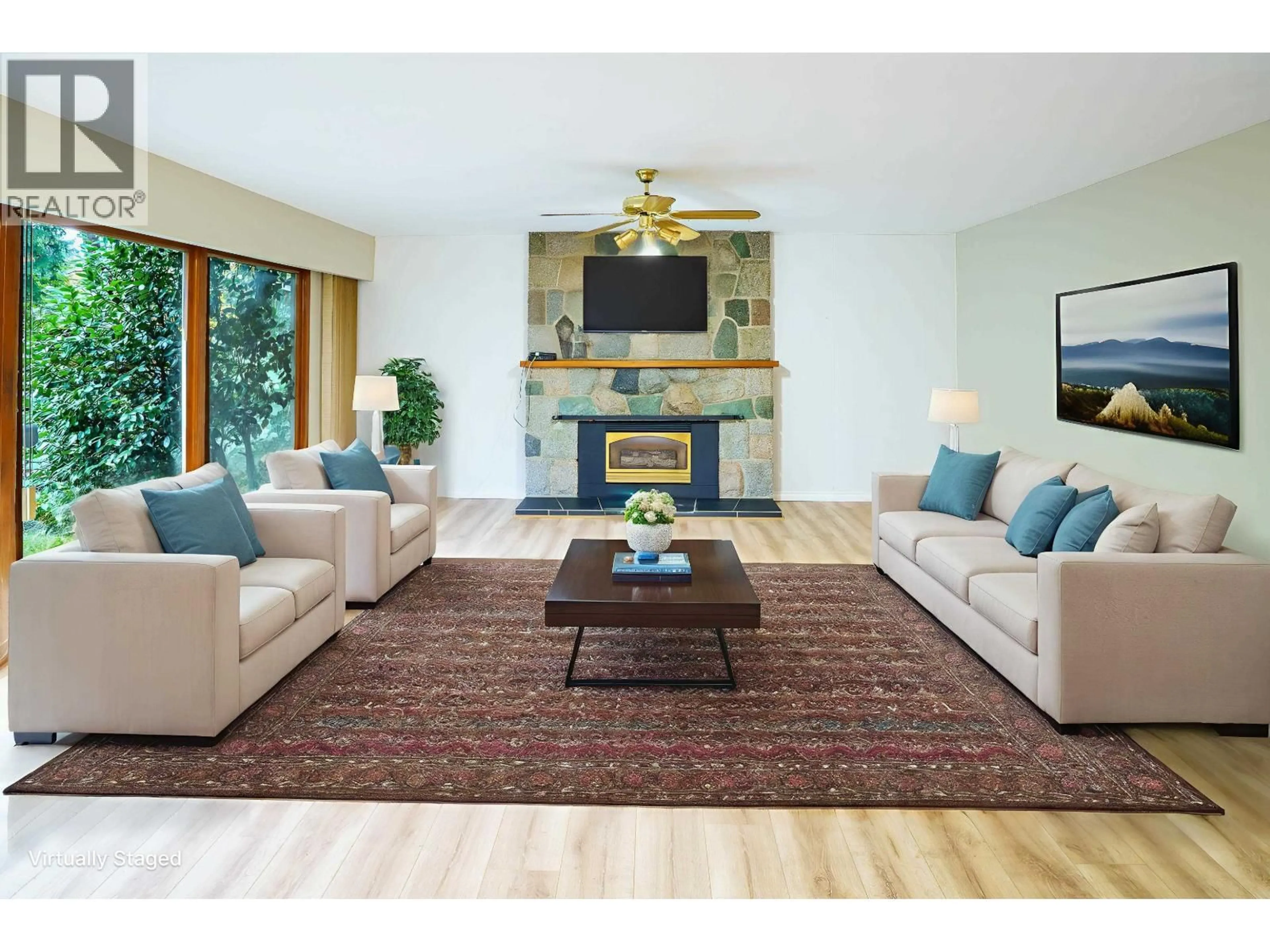 Living room with furniture, unknown for 21254 117 AVENUE, Maple Ridge British Columbia V2X2H4