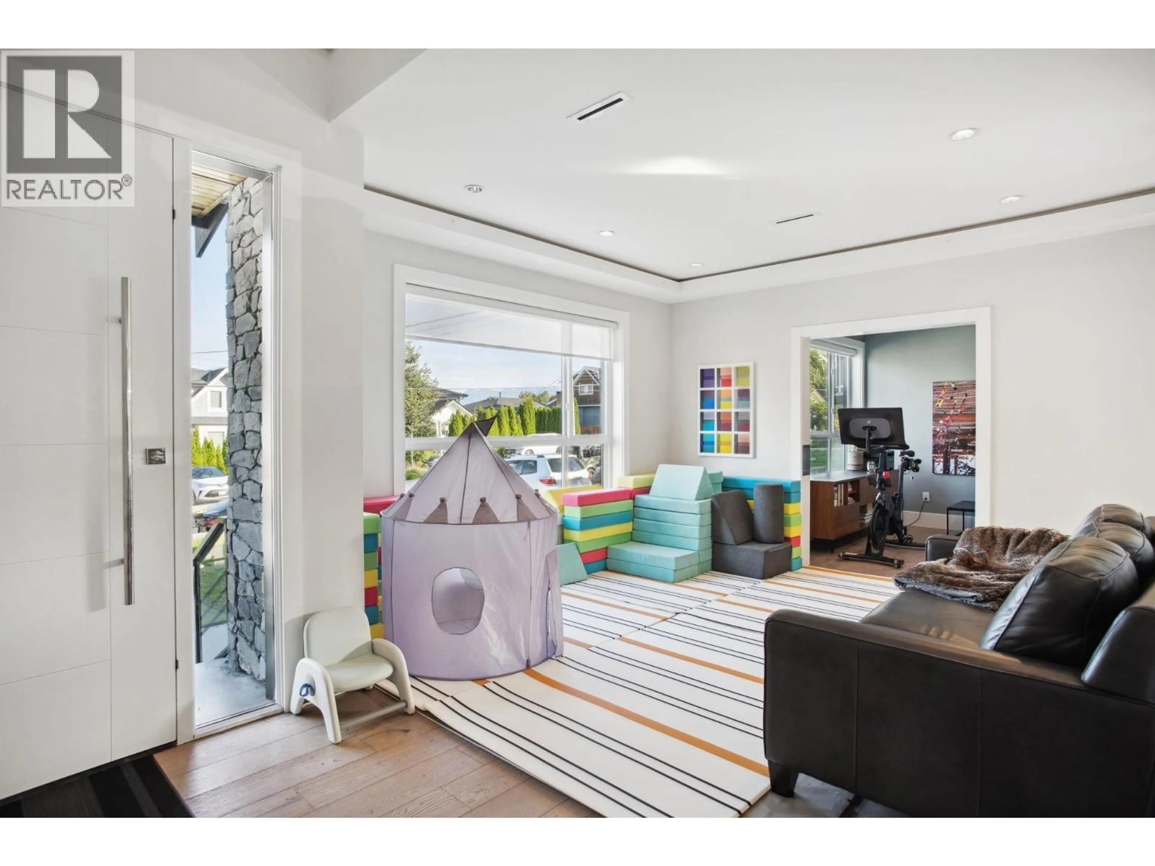 Unknown for 5030 HARDWICK STREET, Burnaby British Columbia V5G1P7