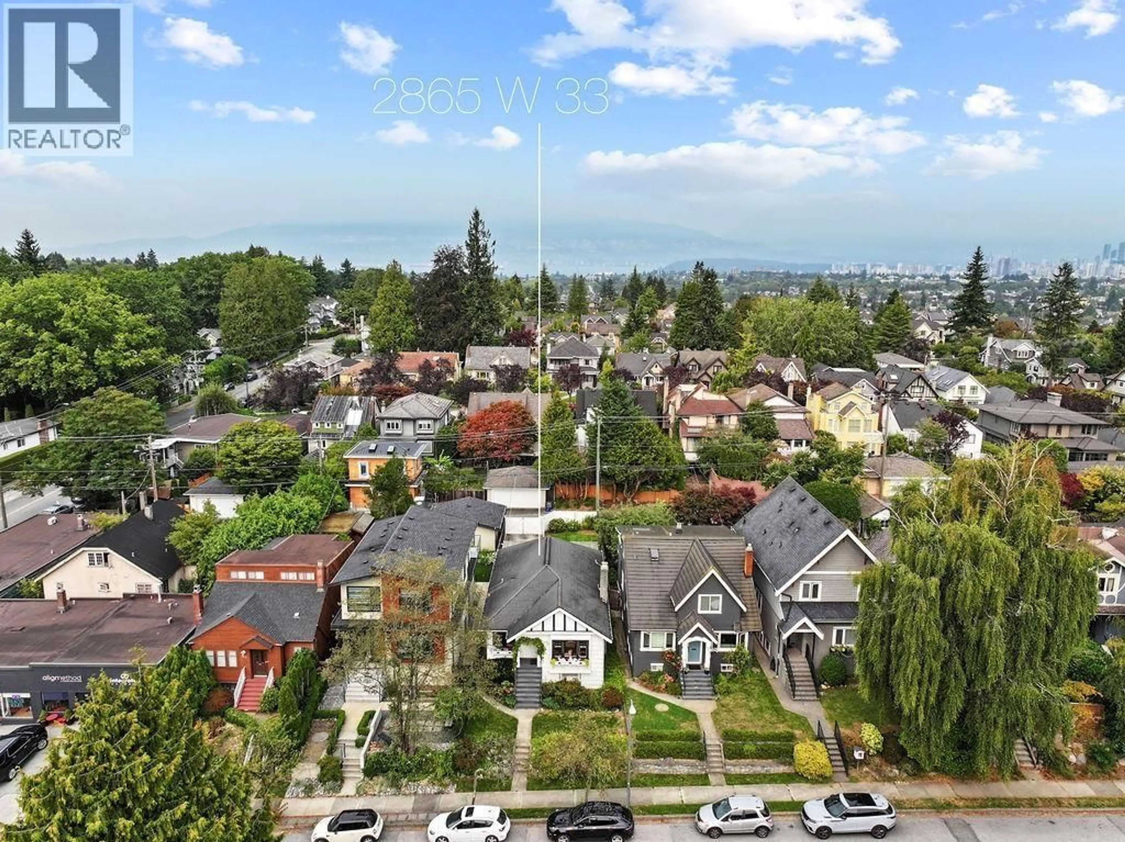 A pic from outside/outdoor area/front of a property/back of a property/a pic from drone, mountain view for 2865 33RD AVENUE, Vancouver British Columbia V6N2G3